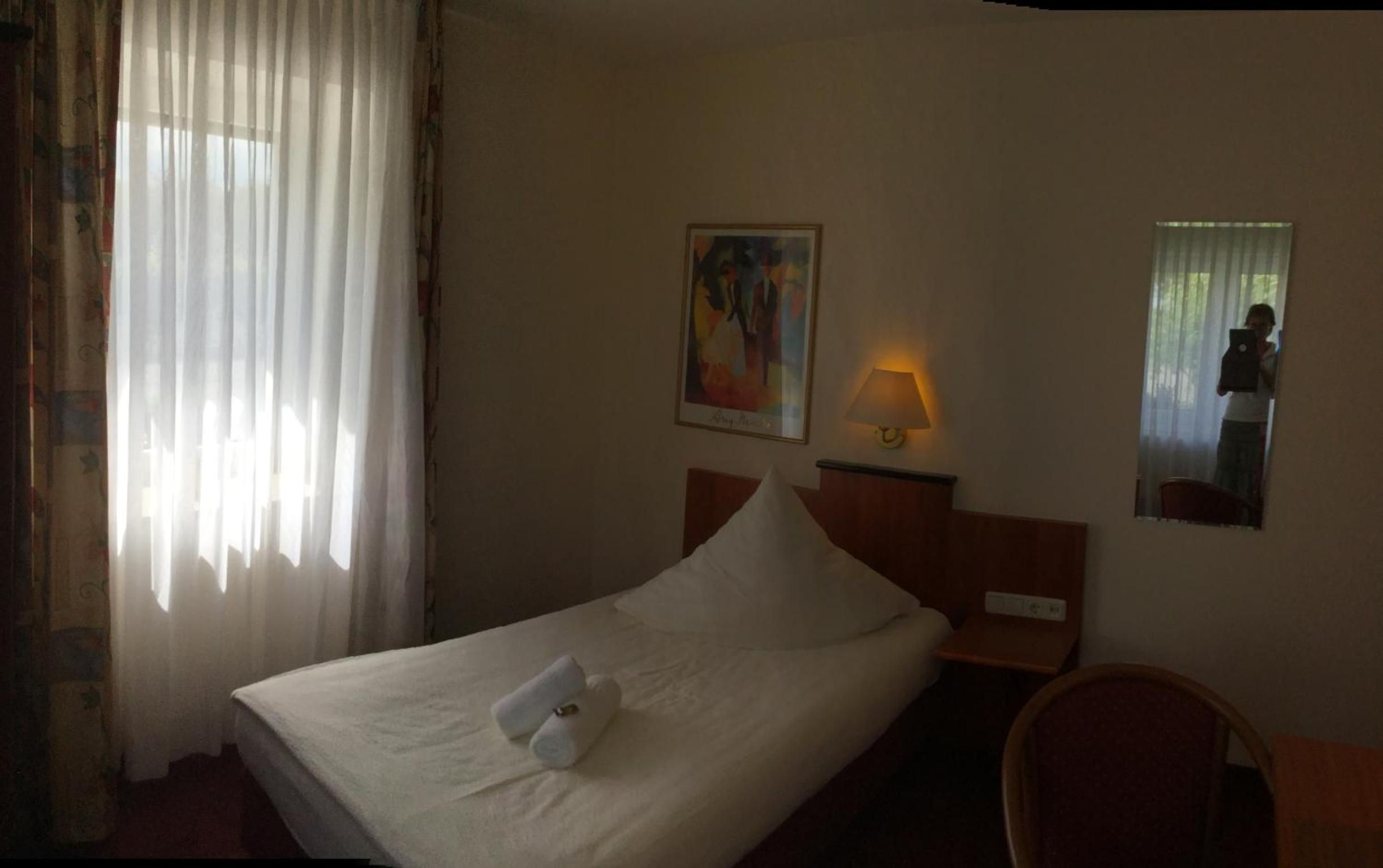 Single Room with Shower photo 2