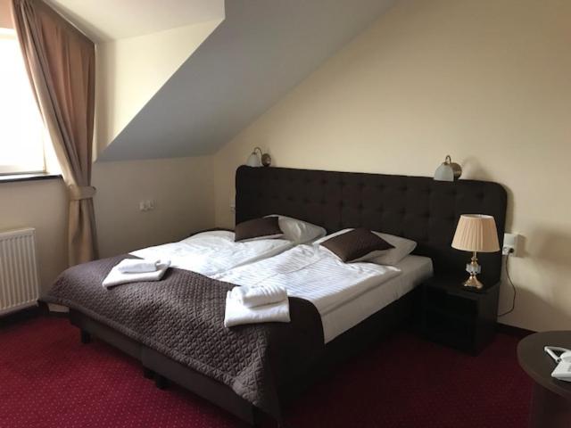 Double or Twin Room - Photo 3