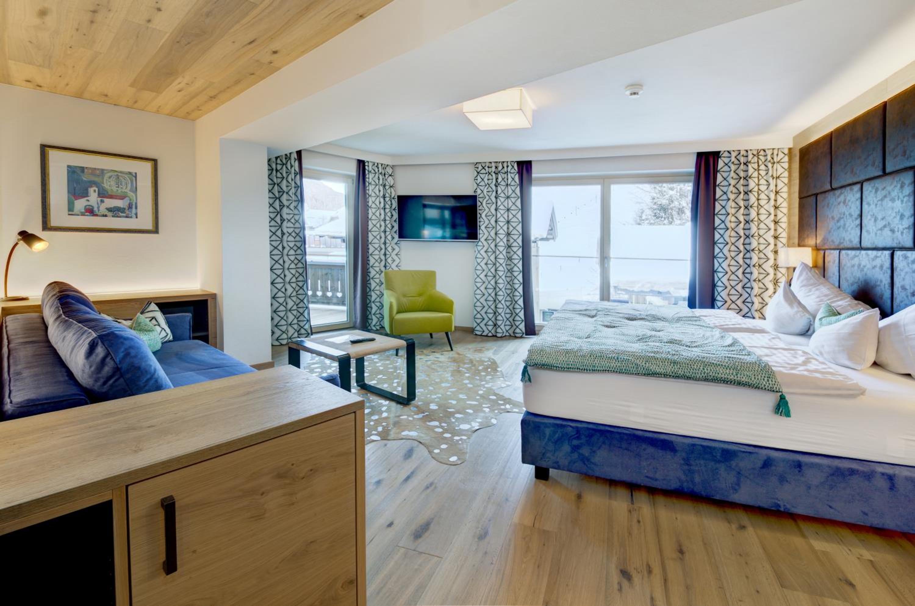 Deluxe Suite photo 1