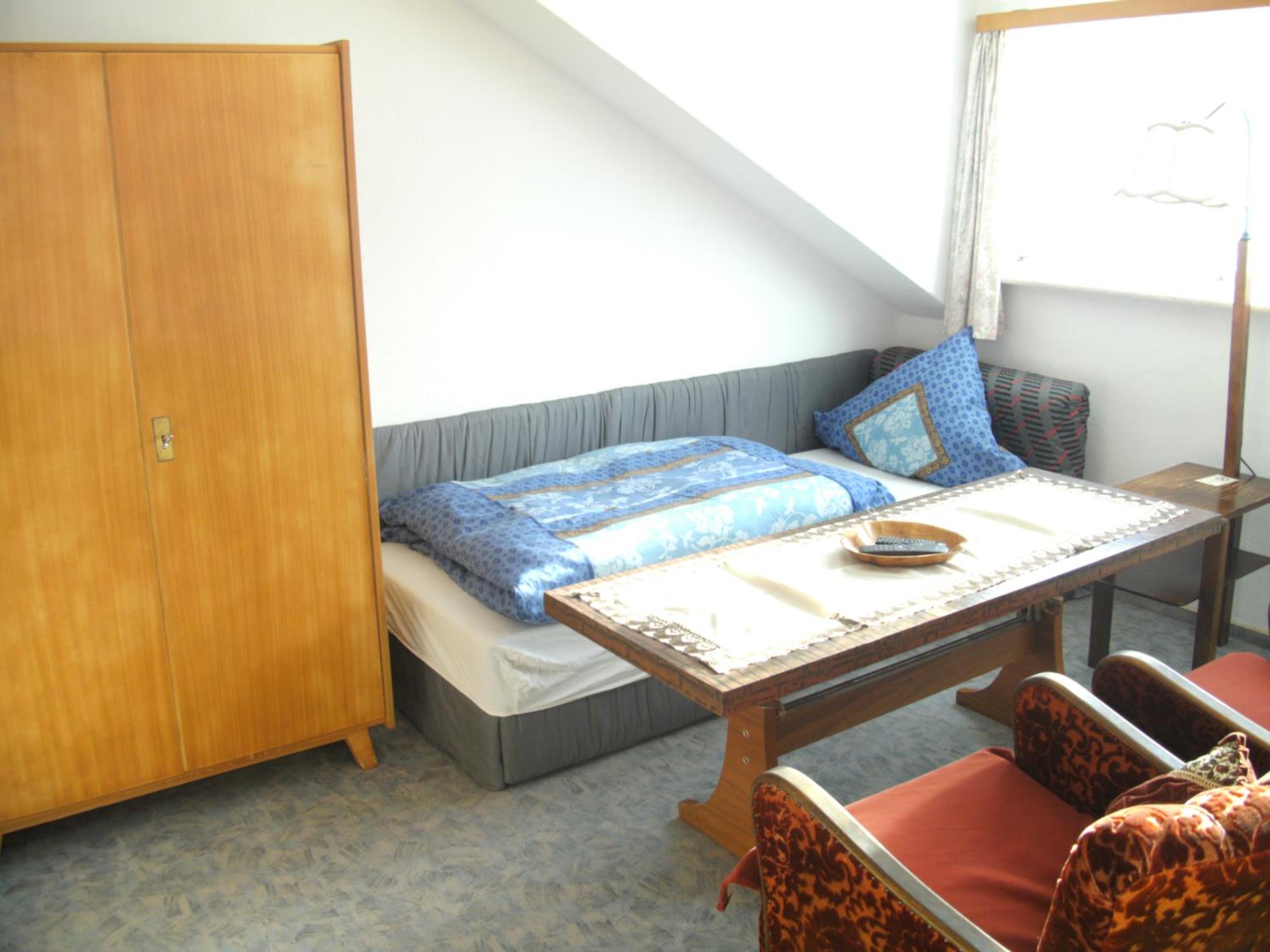 Triple Room with Shared Bathroom photo 3