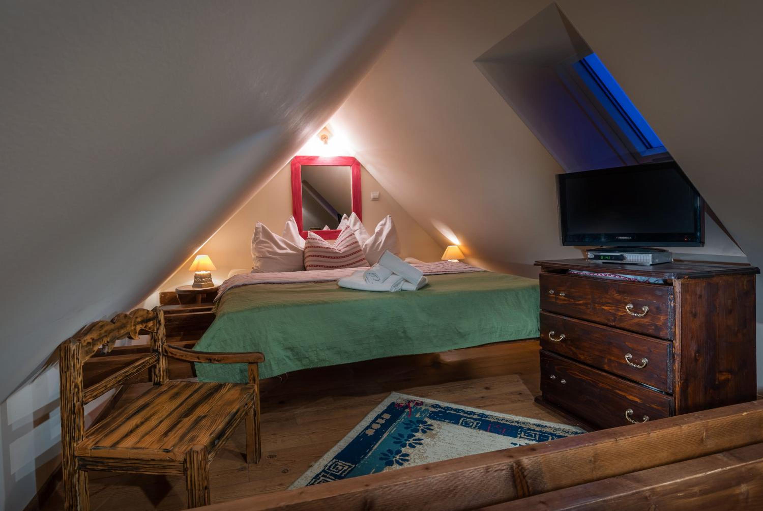 Maisonette photo 1
