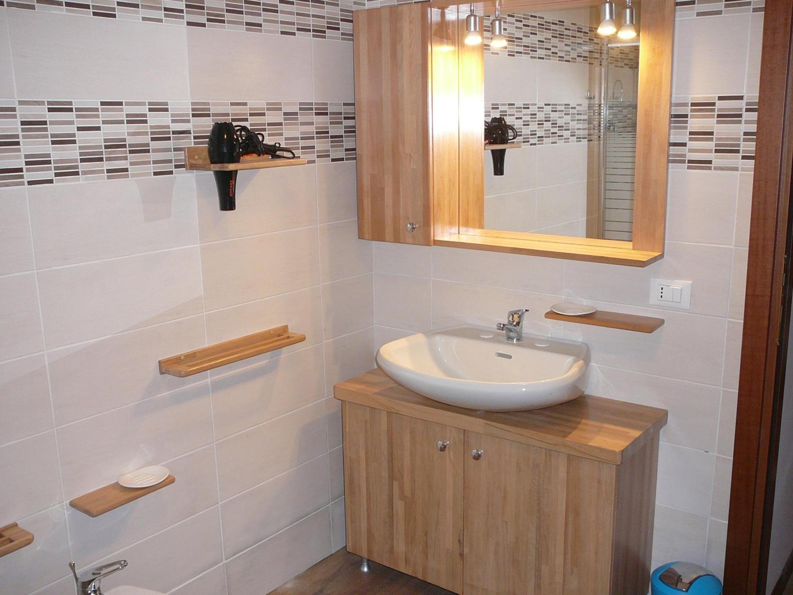 Double Room - Photo 8