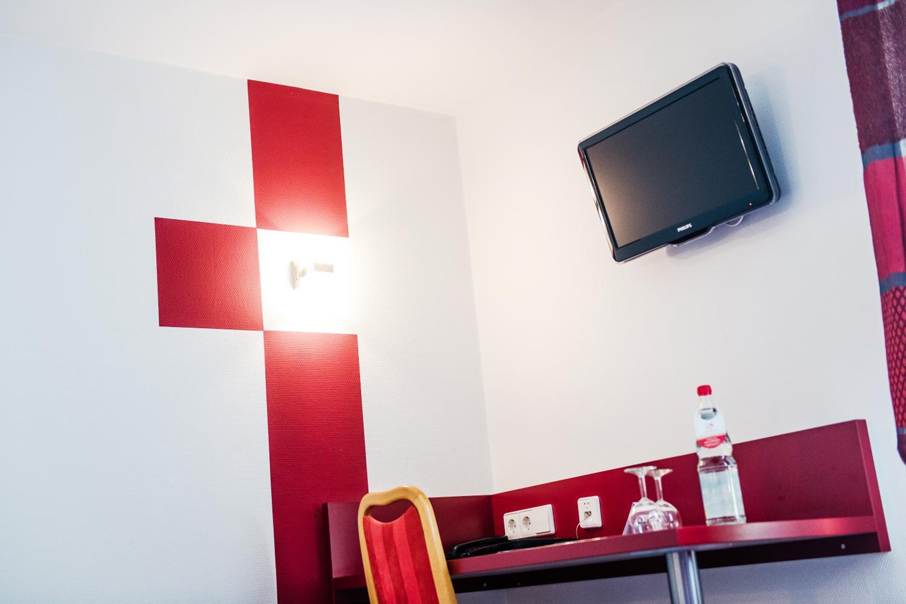 Single Room photo 2