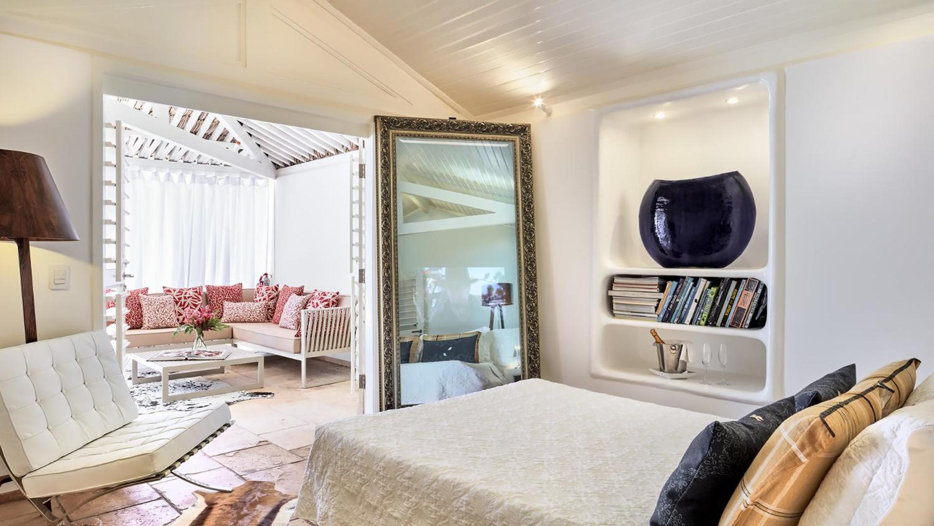 Suite in front of Pool photo 1