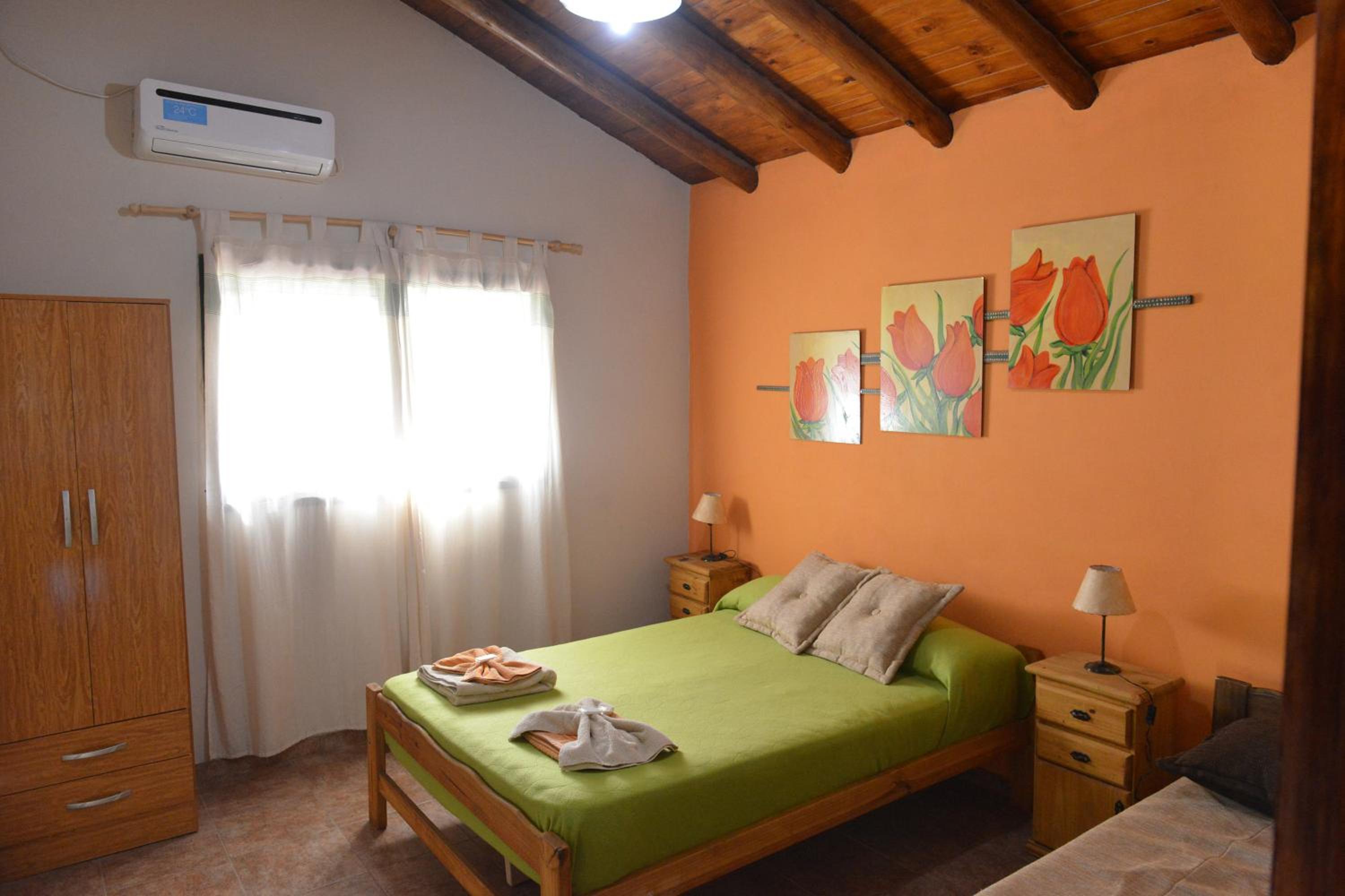 Bungalow photo 1