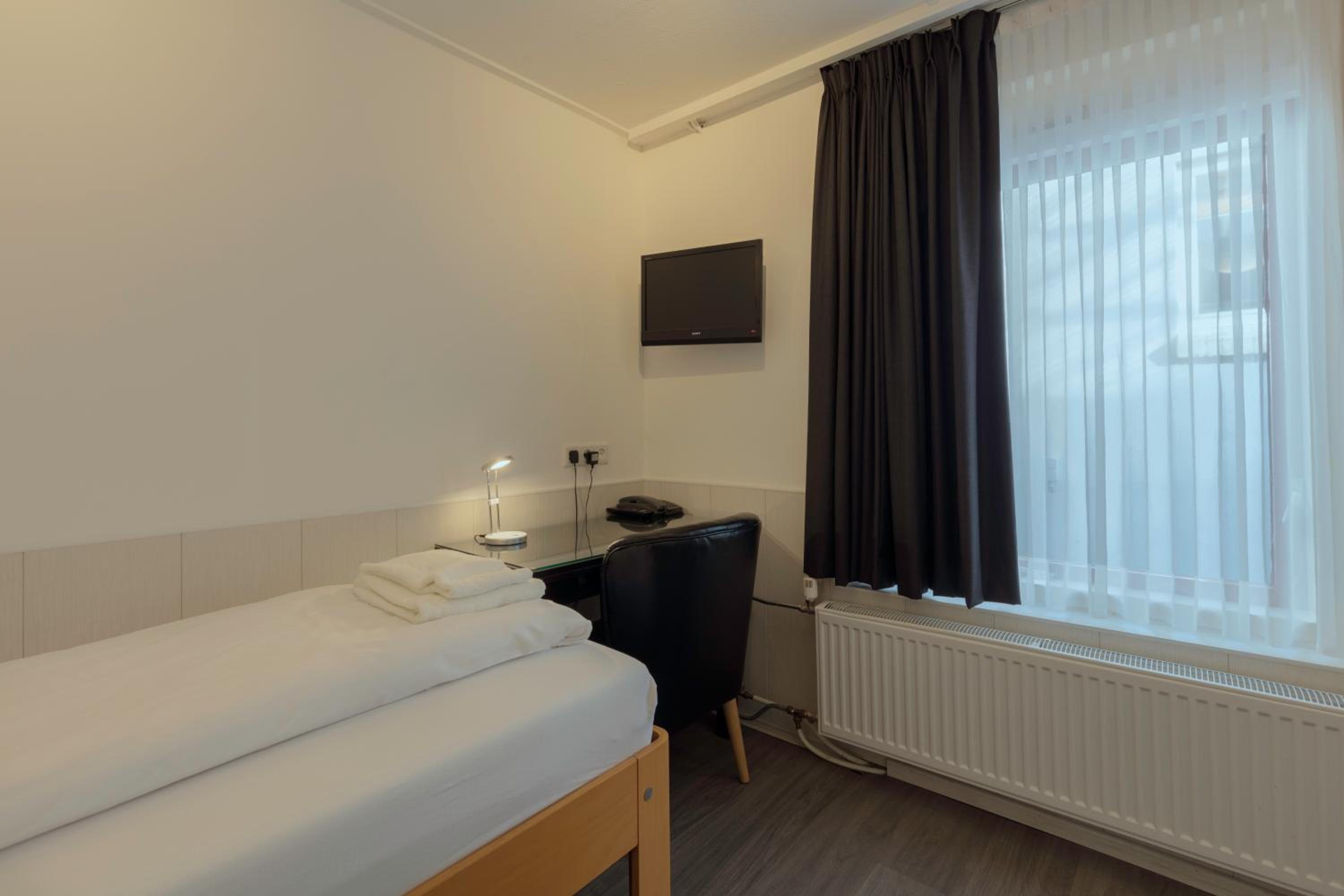Standard Single Room photo 3