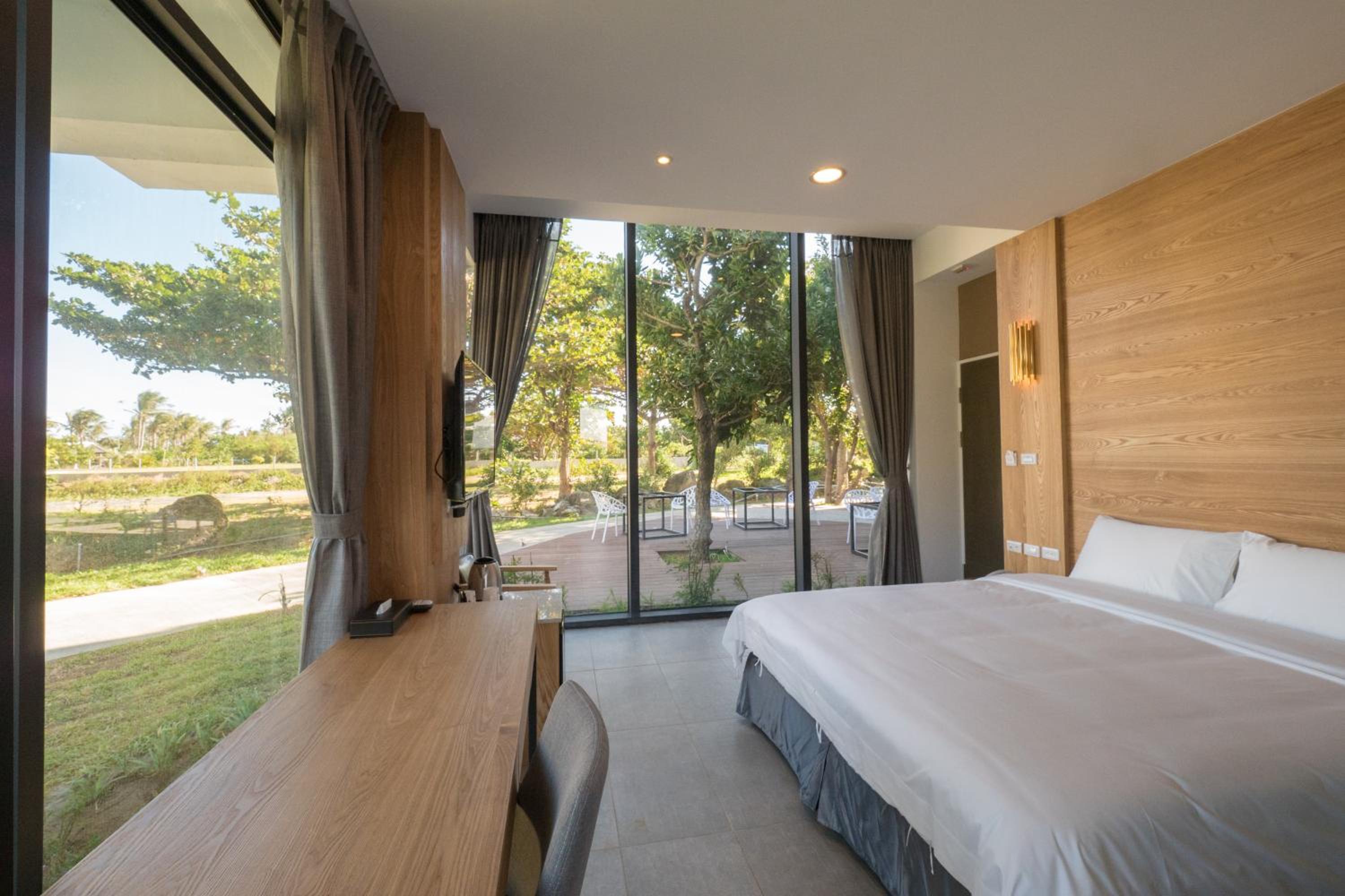 Double Room with Garden View - Photo 1