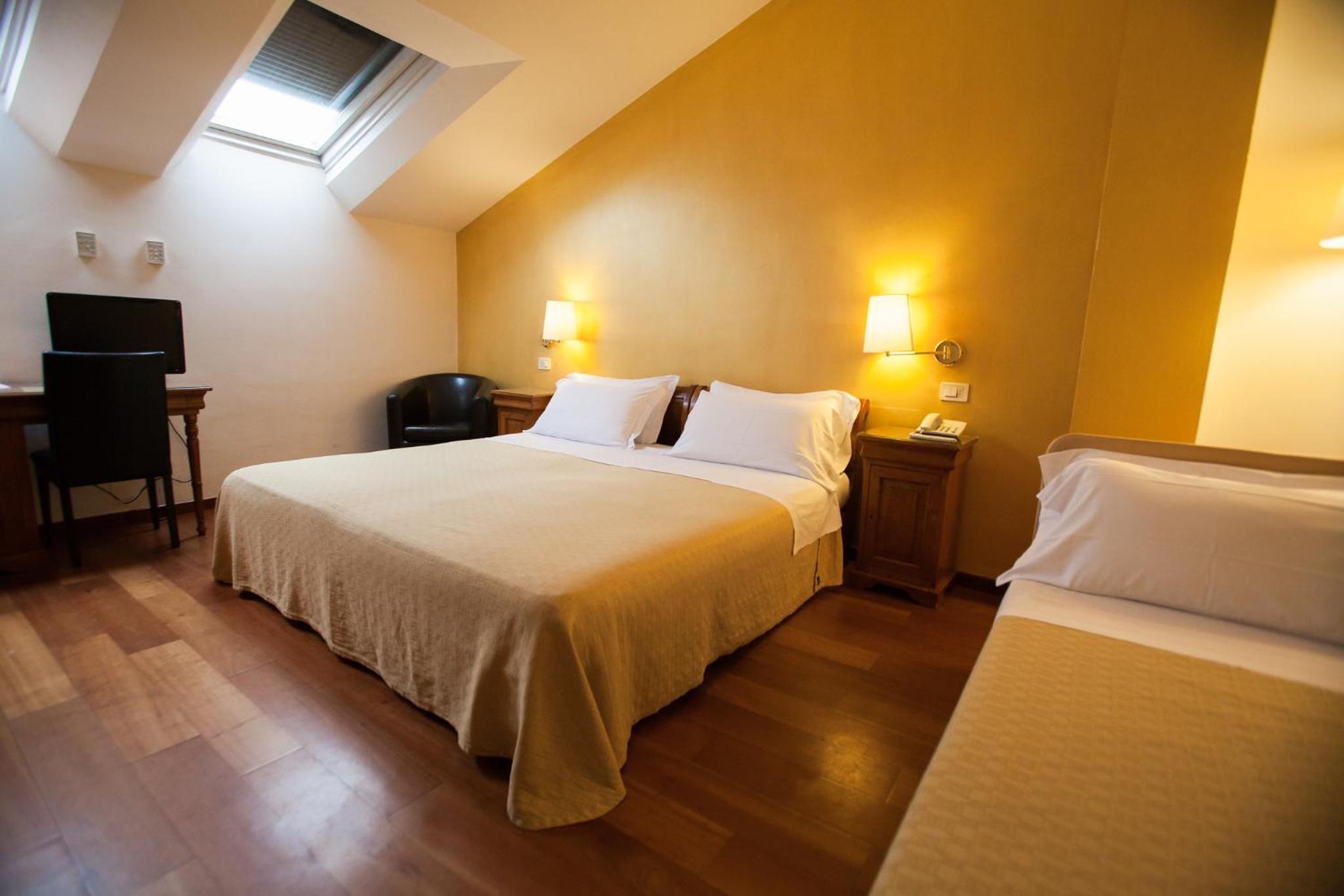 Comfort Double or Twin Room - Photo 18