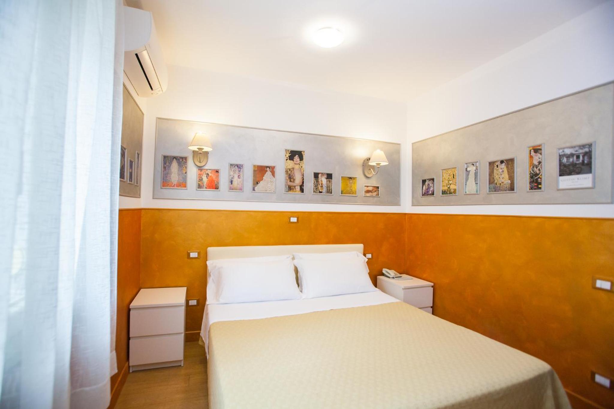 Economy Double Room - Photo 29