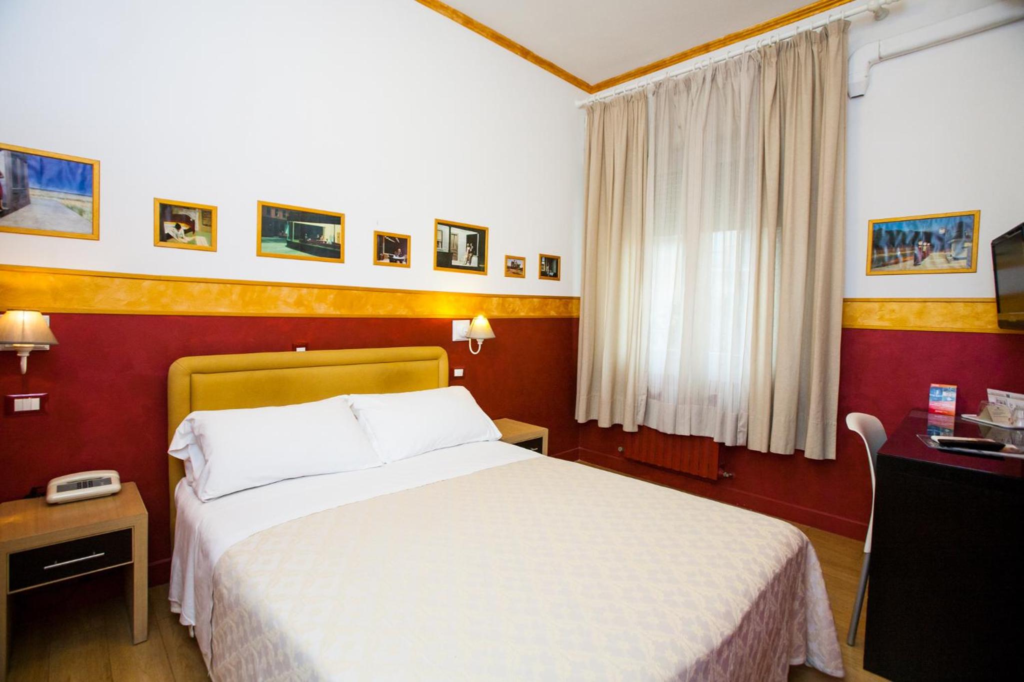 Classic Double or Twin Room - Photo 5