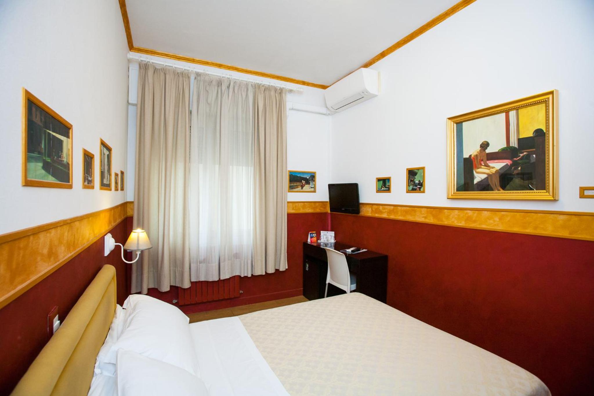 Classic Double or Twin Room - Photo 4