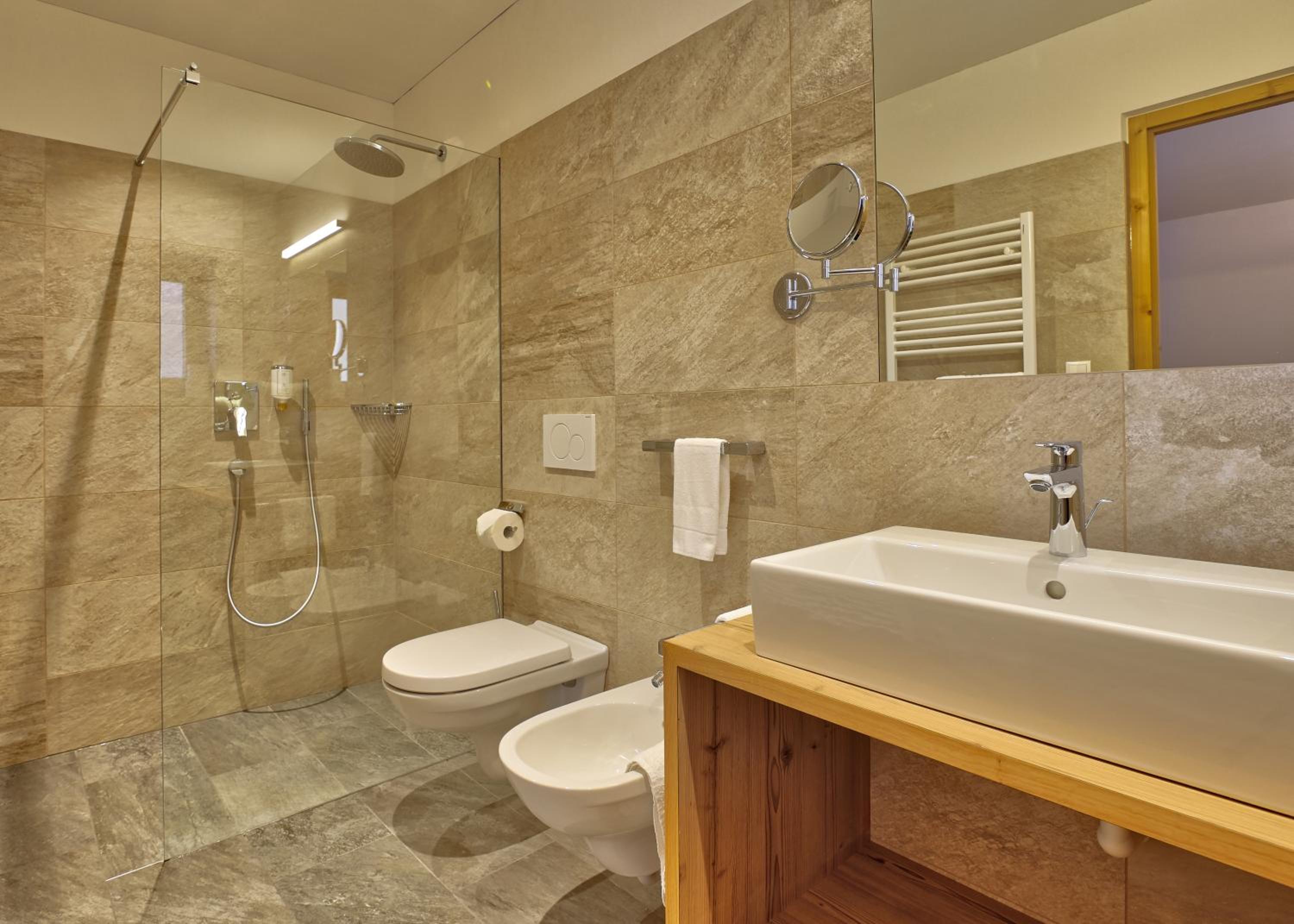 Comfort Room photo 2