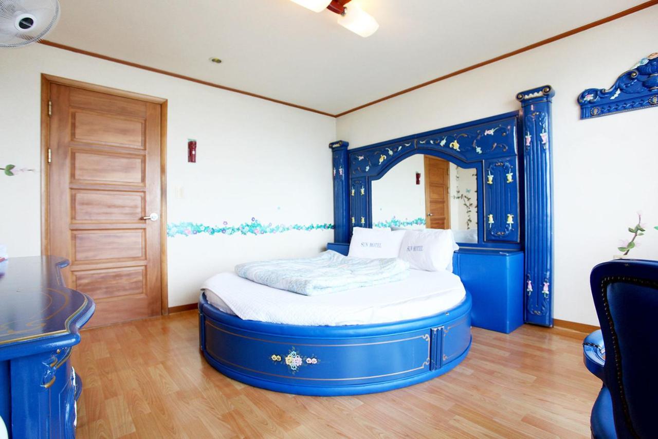 Deluxe Room - Photo 1