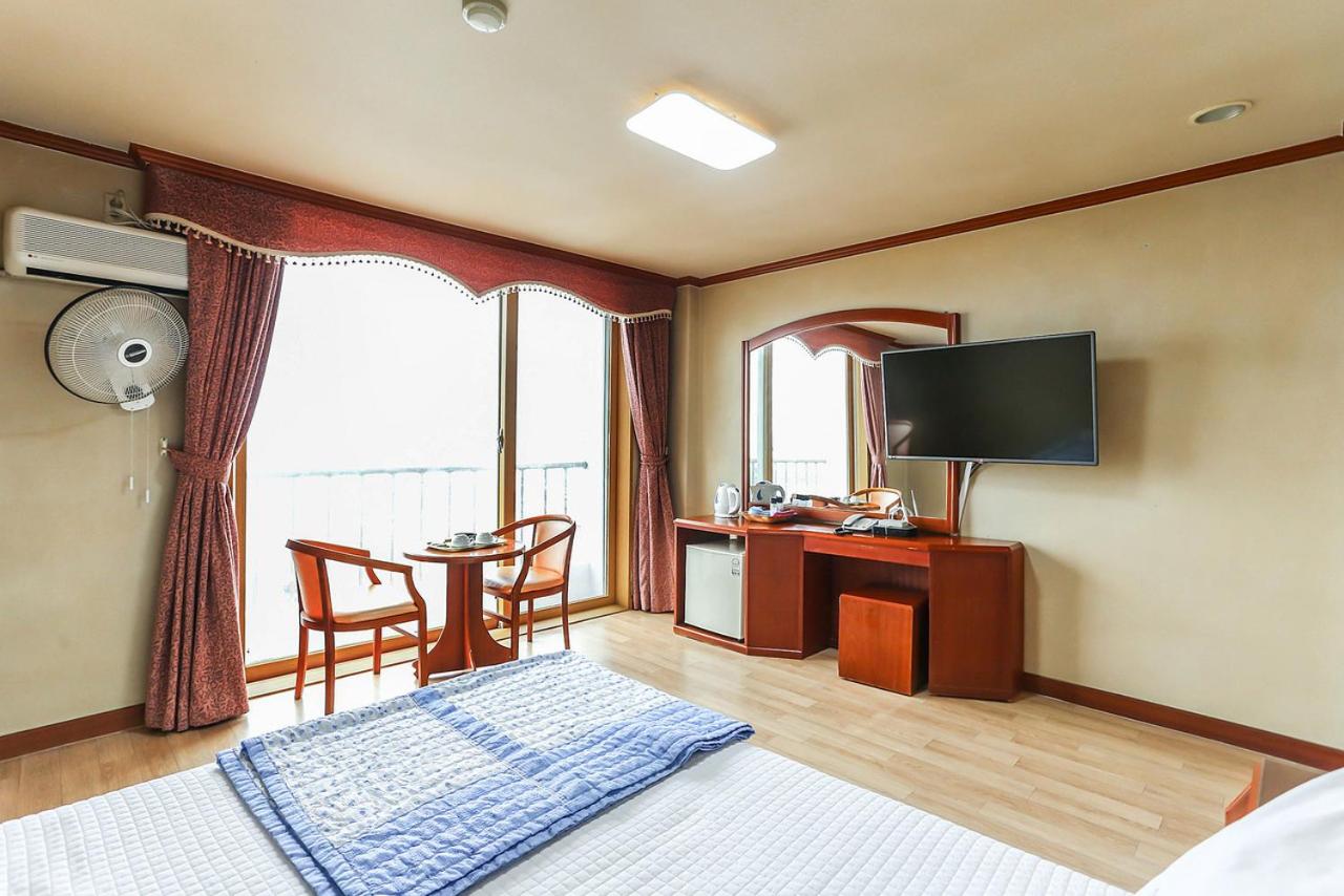 Standard Room - Photo 2