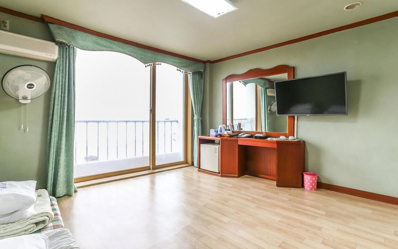 Korean Style Ondol Room - Photo 1