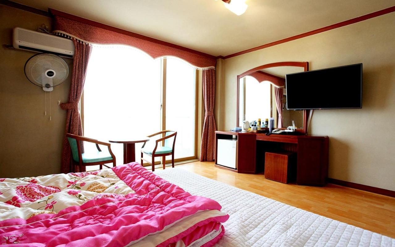 Standard Room - Photo 8