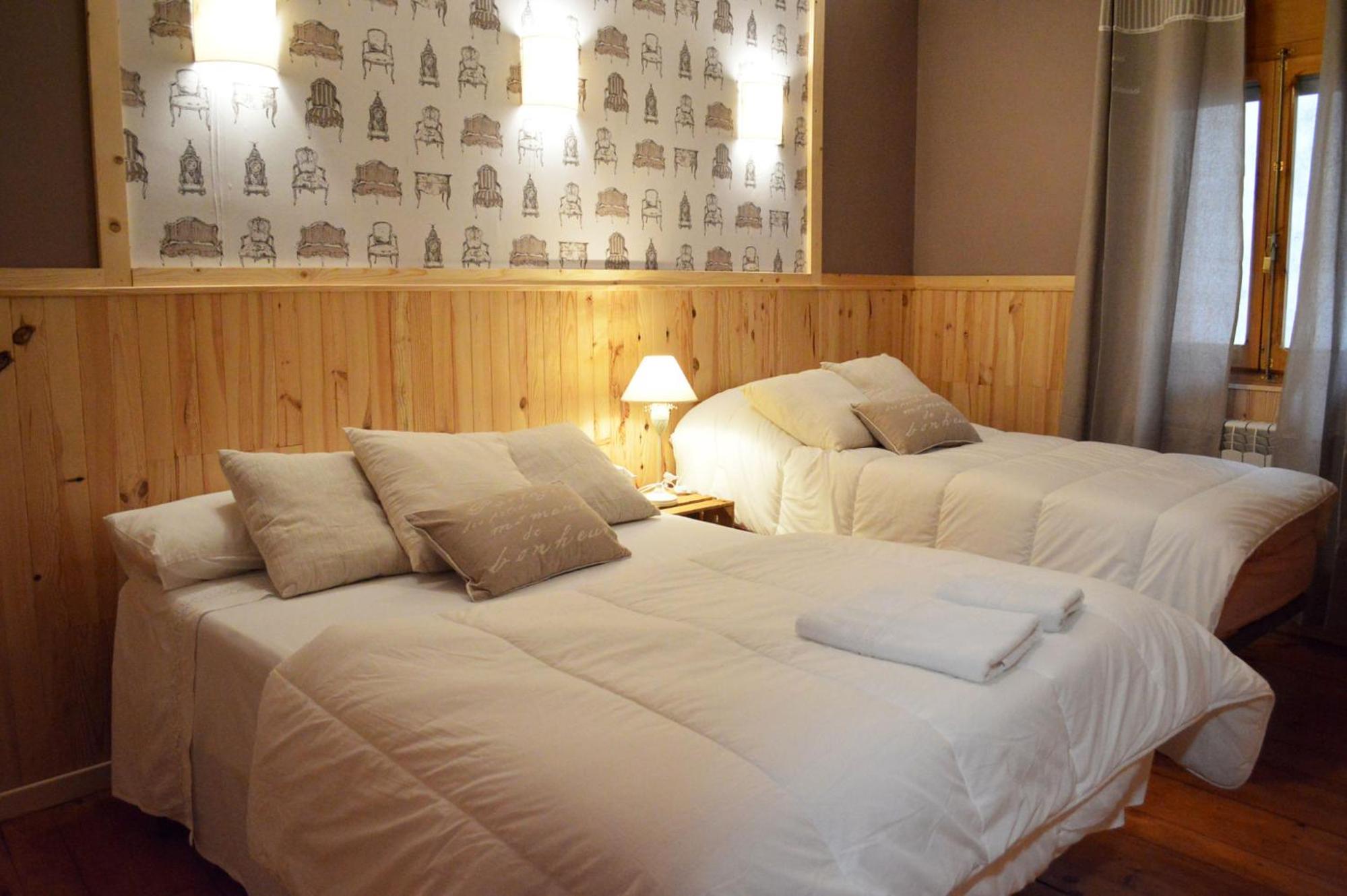 Habitación Triple con Baño Privado