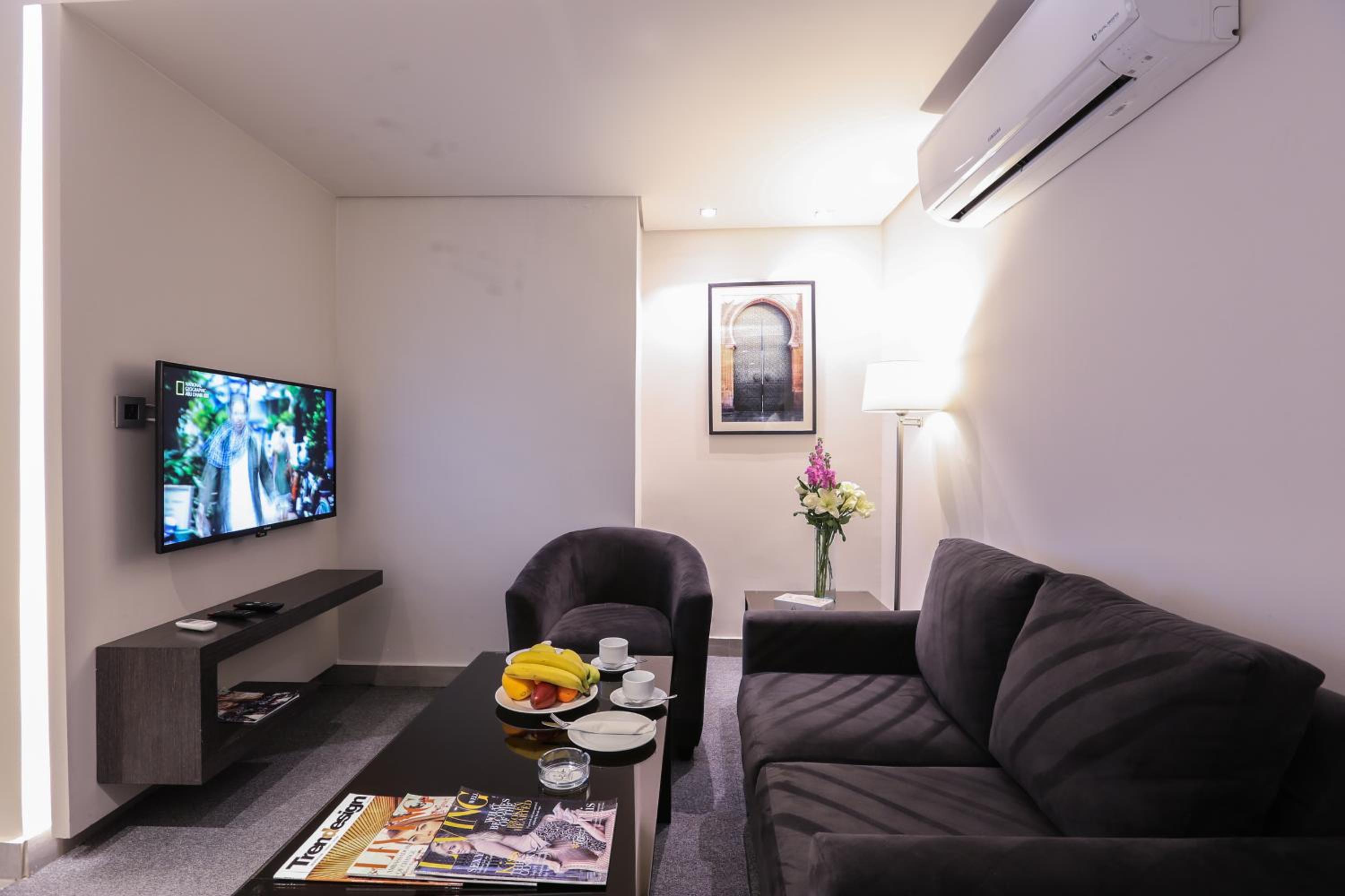 One-Bedroom Suite photo 1