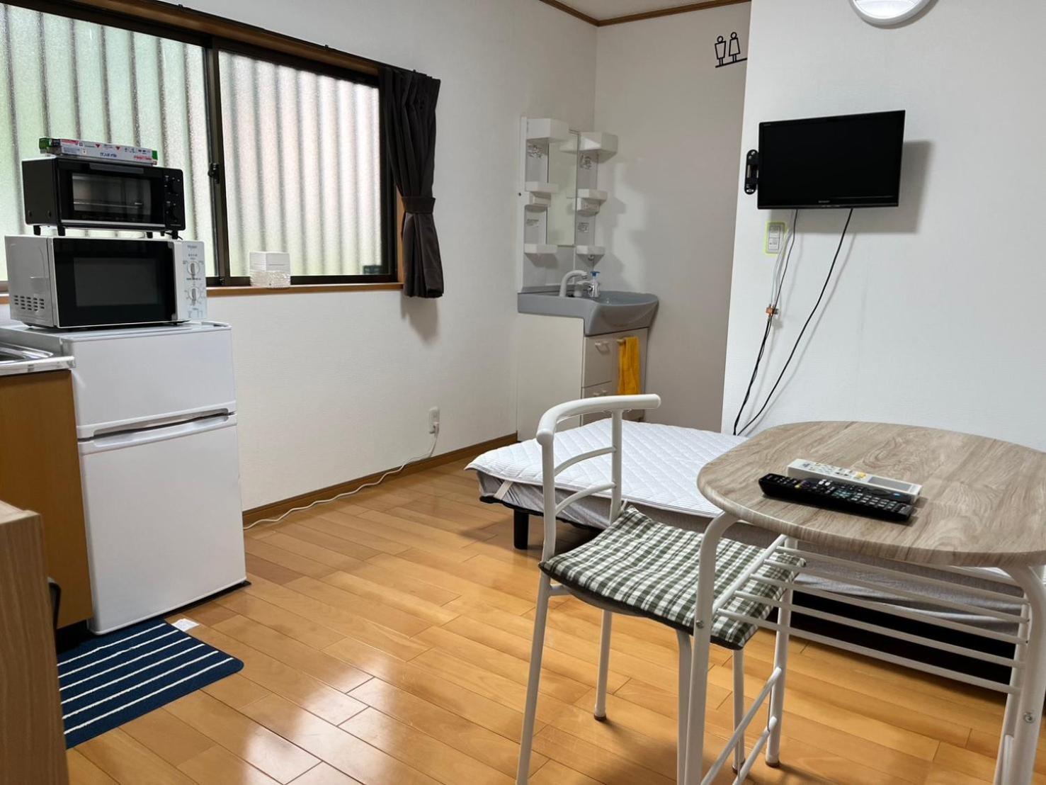 Economy Twin Room