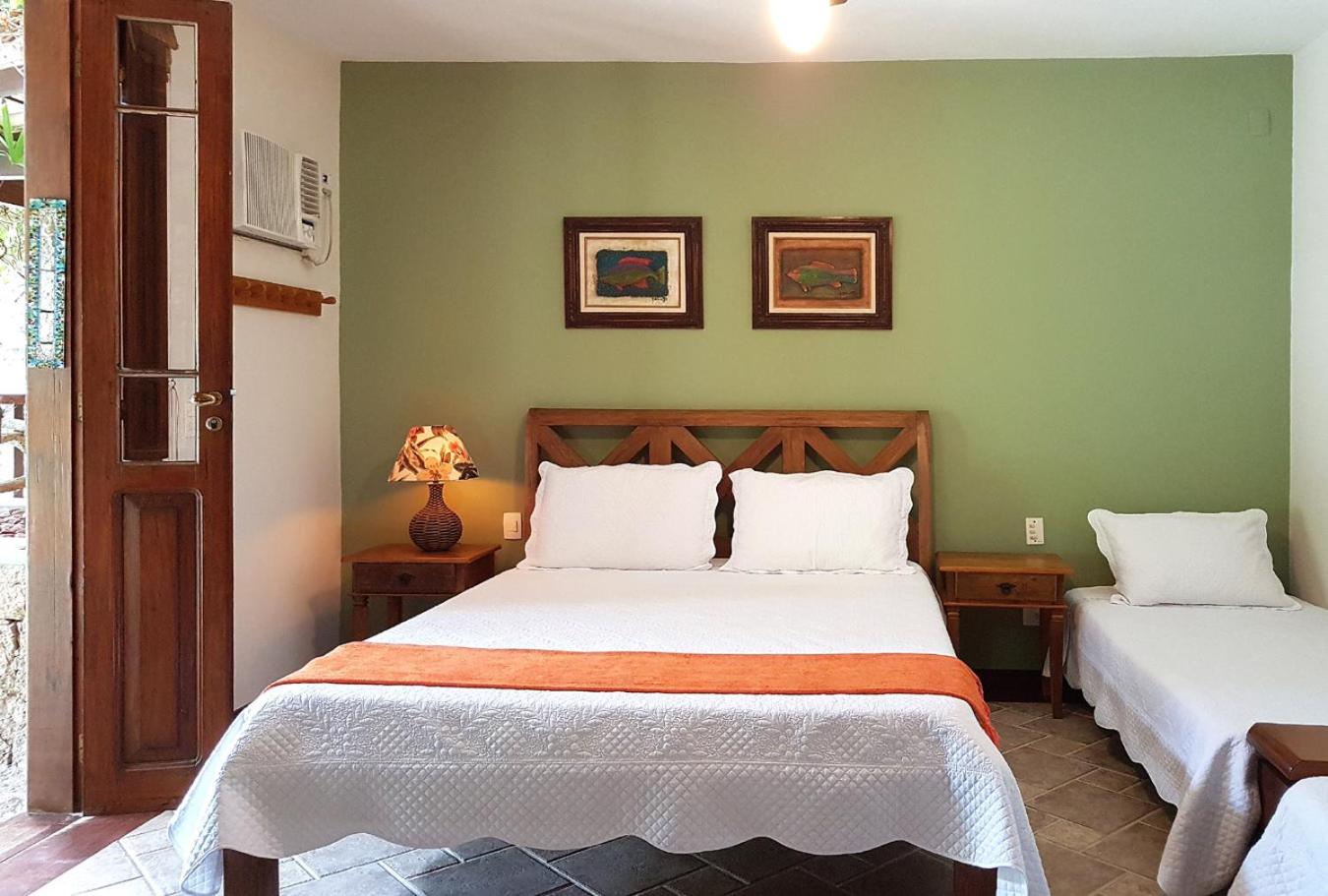 Quadruple Room with Balcony photo 1