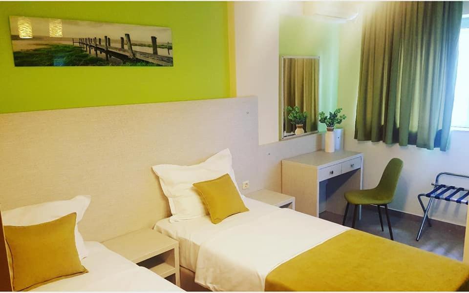 Double or Twin Room with Bathroom photo 2