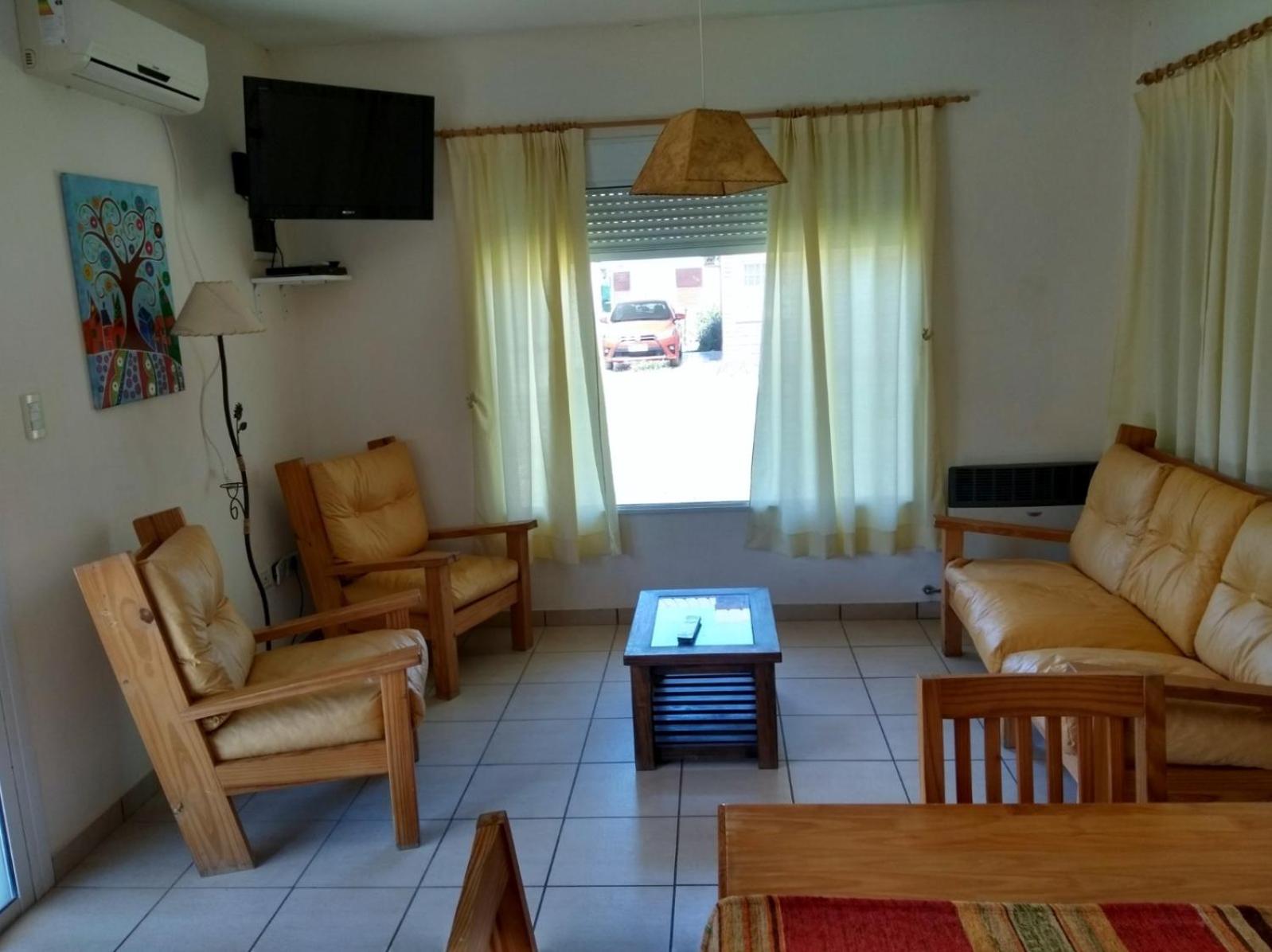 Bungalow 2 photo 1