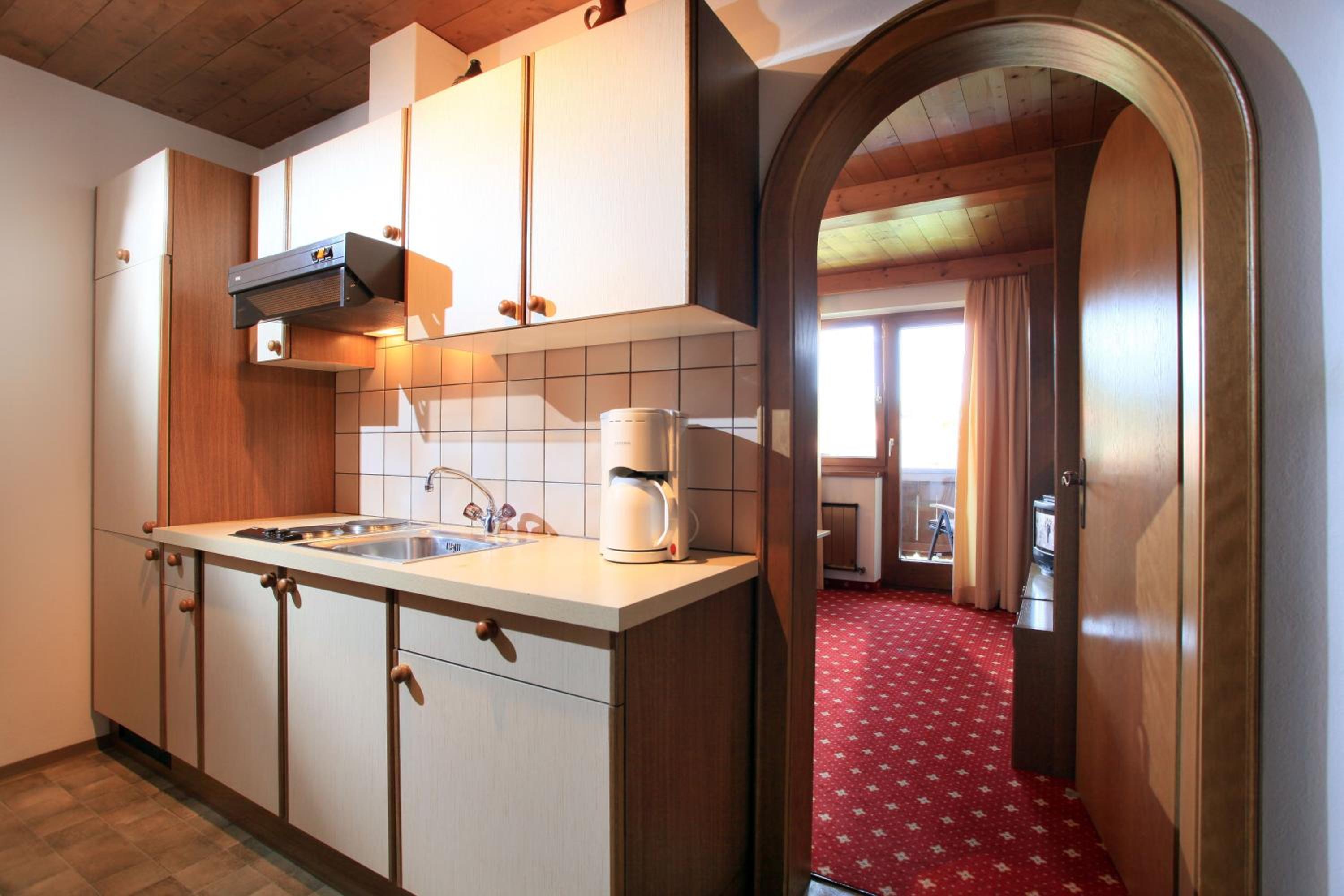 One-Bedroom Apartment with Terrace photo 3