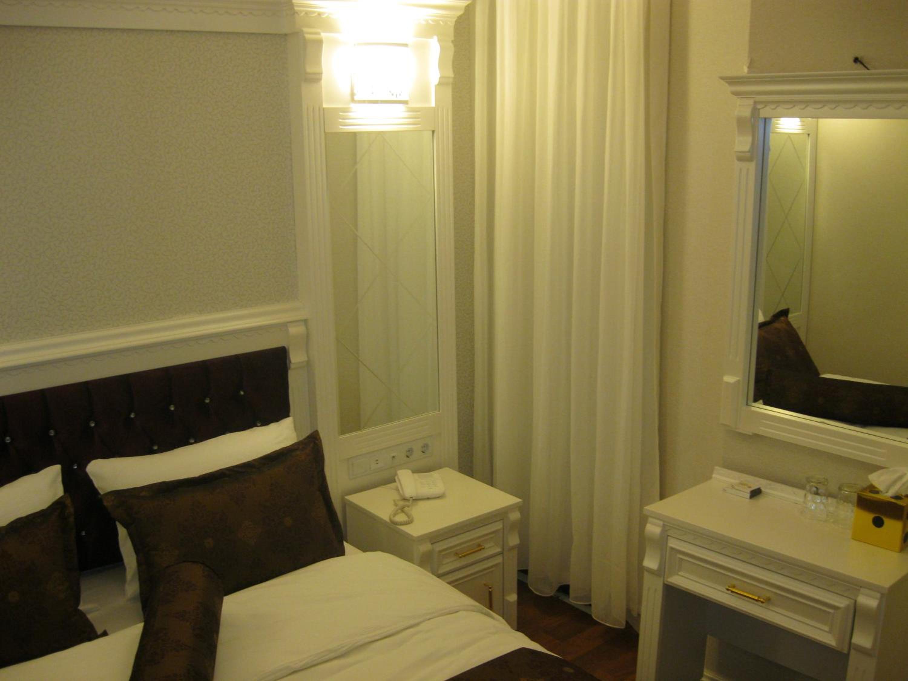 Single Room photo 2
