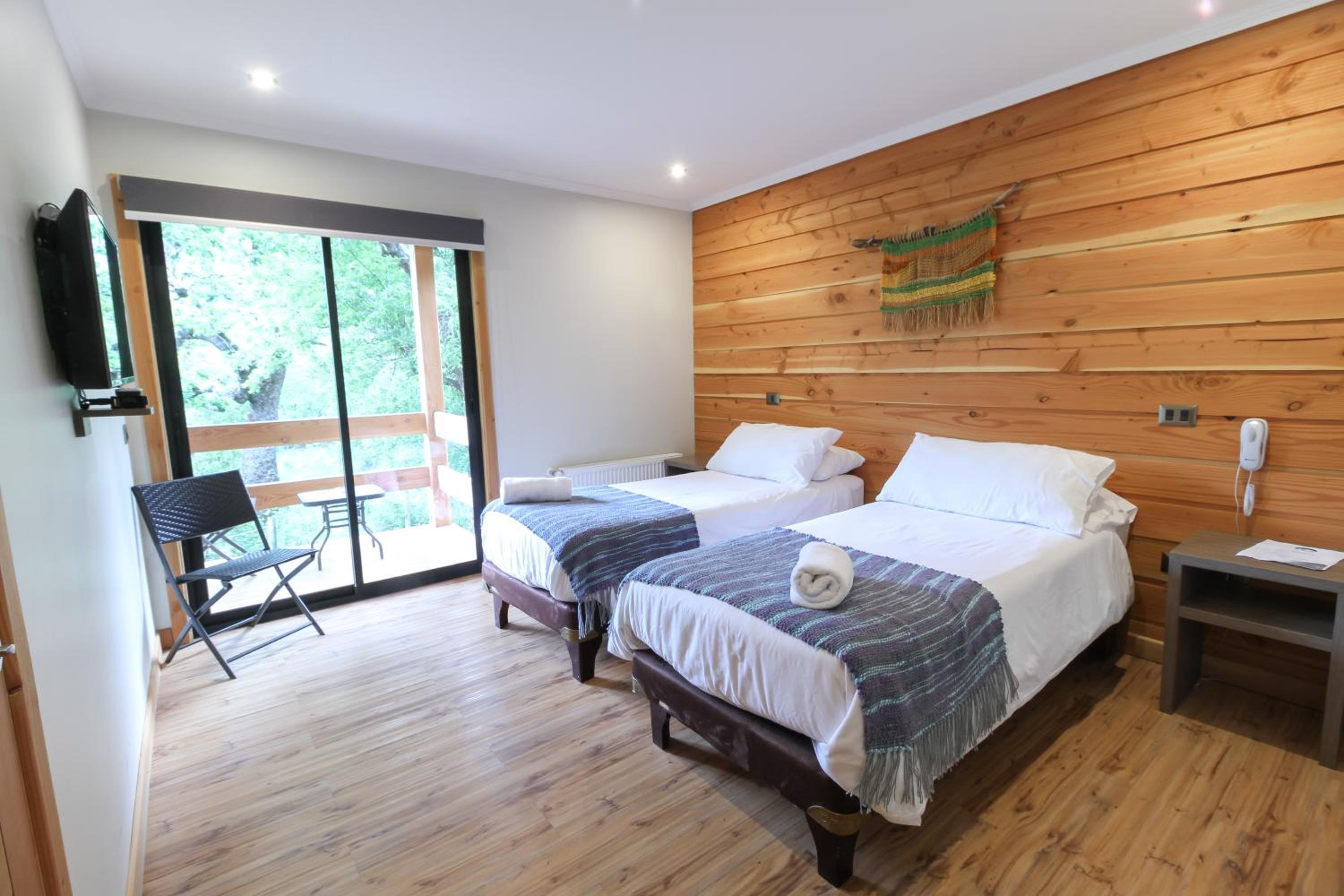 Quadruple Room with Balcony photo 3