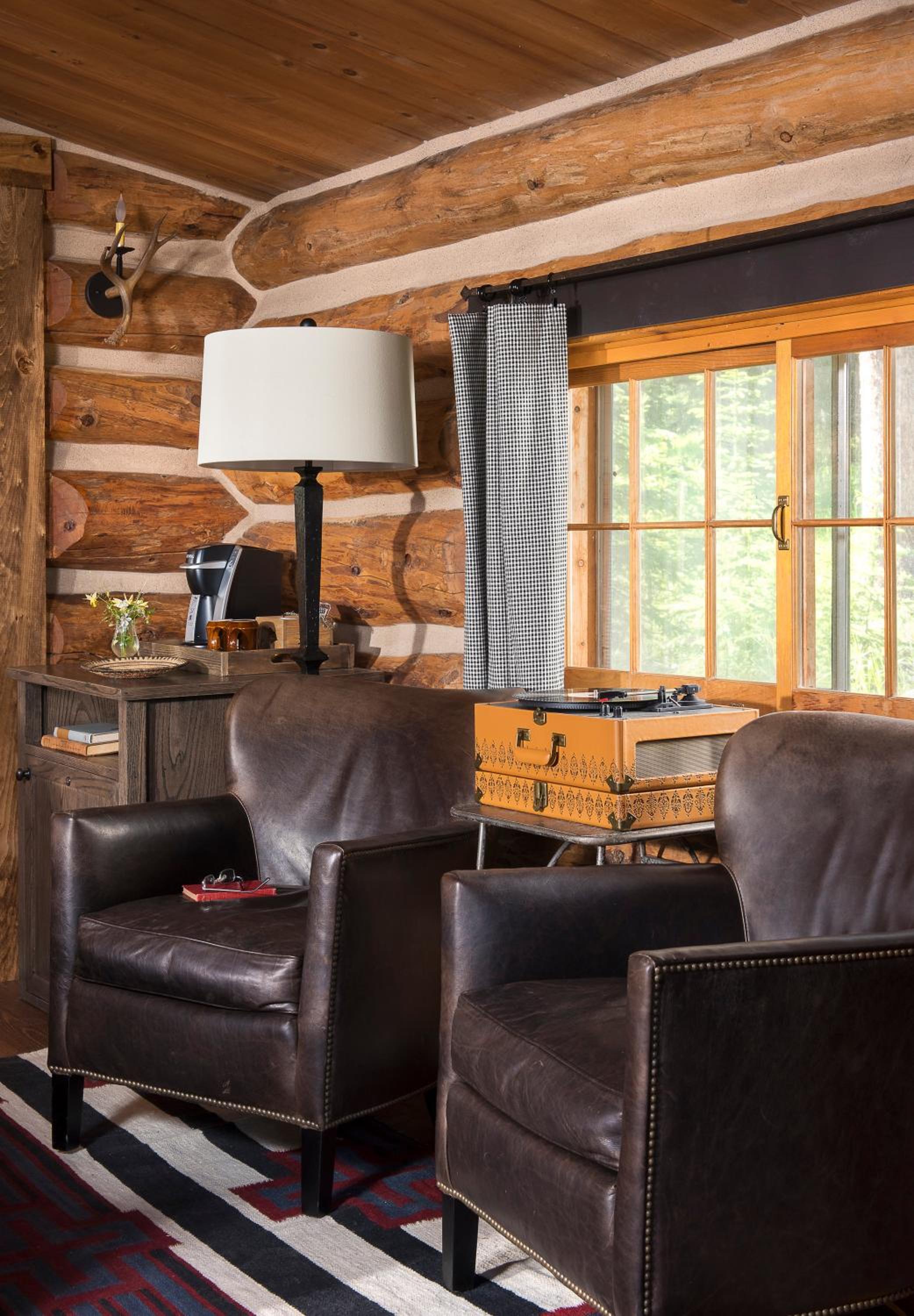 Porcupine Cabin photo 2