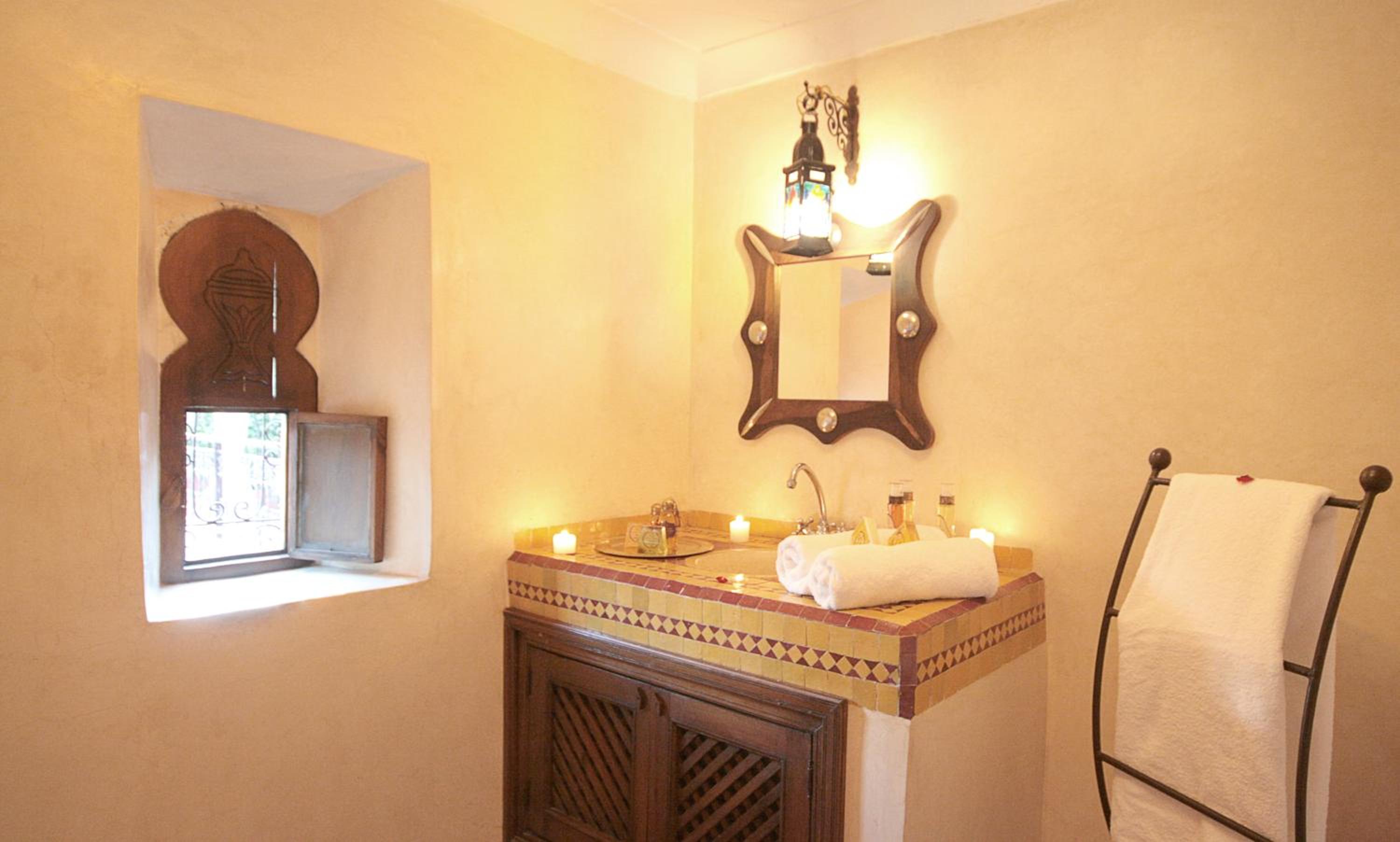Double / Twin Room or Triple Room - Photo 53