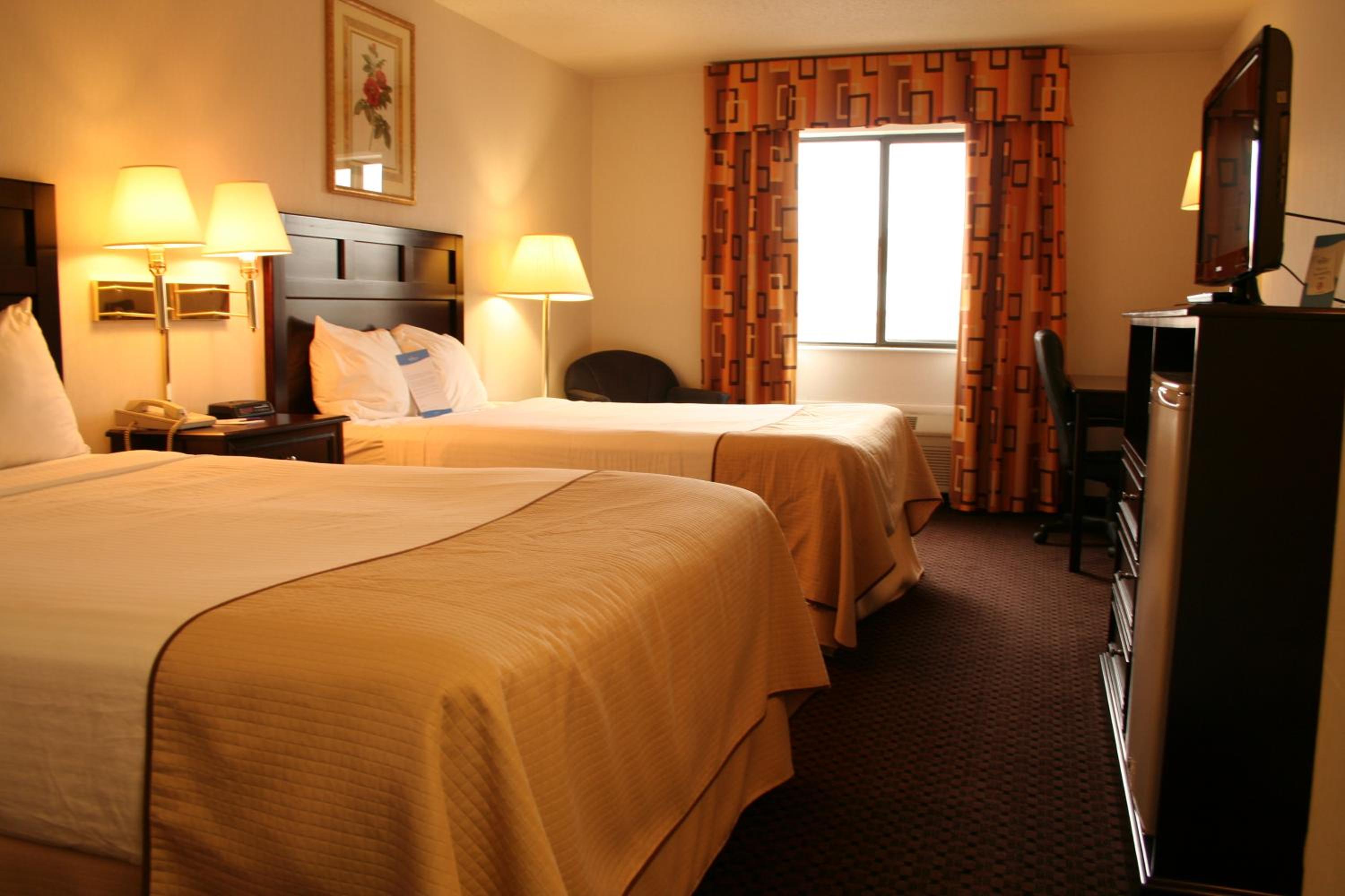 Deluxe Double Room with Two Double Beds - Non-Smoking - Photo 1