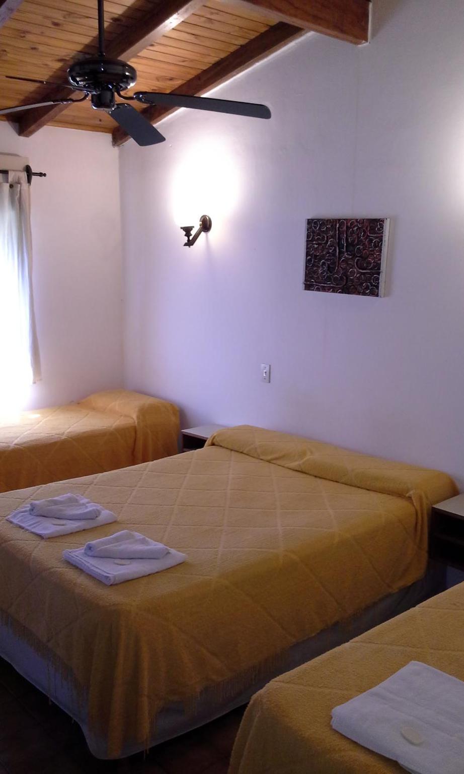 Quadruple Room with Private Bathroom photo 3