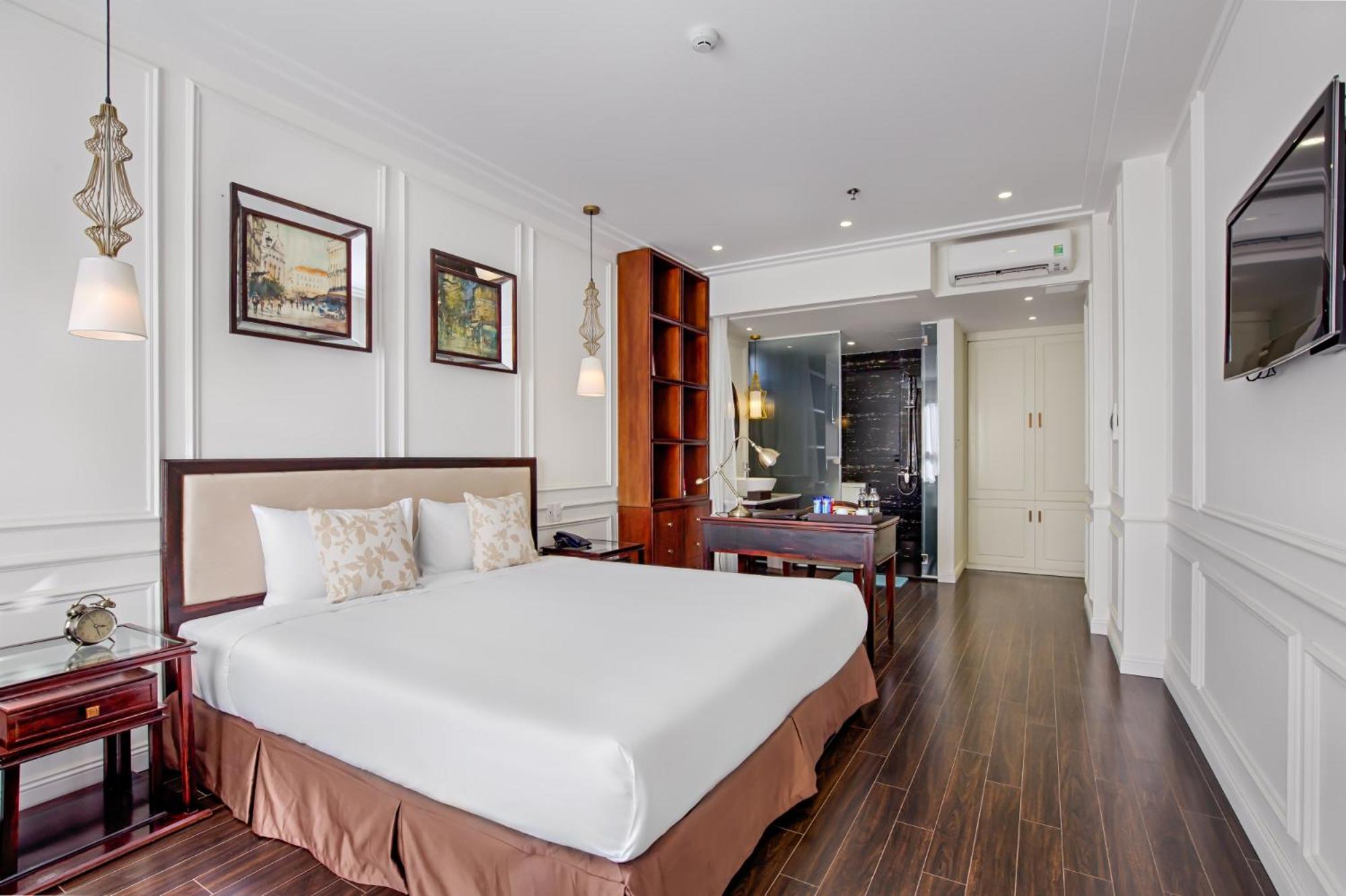 Executive Suite photo 2