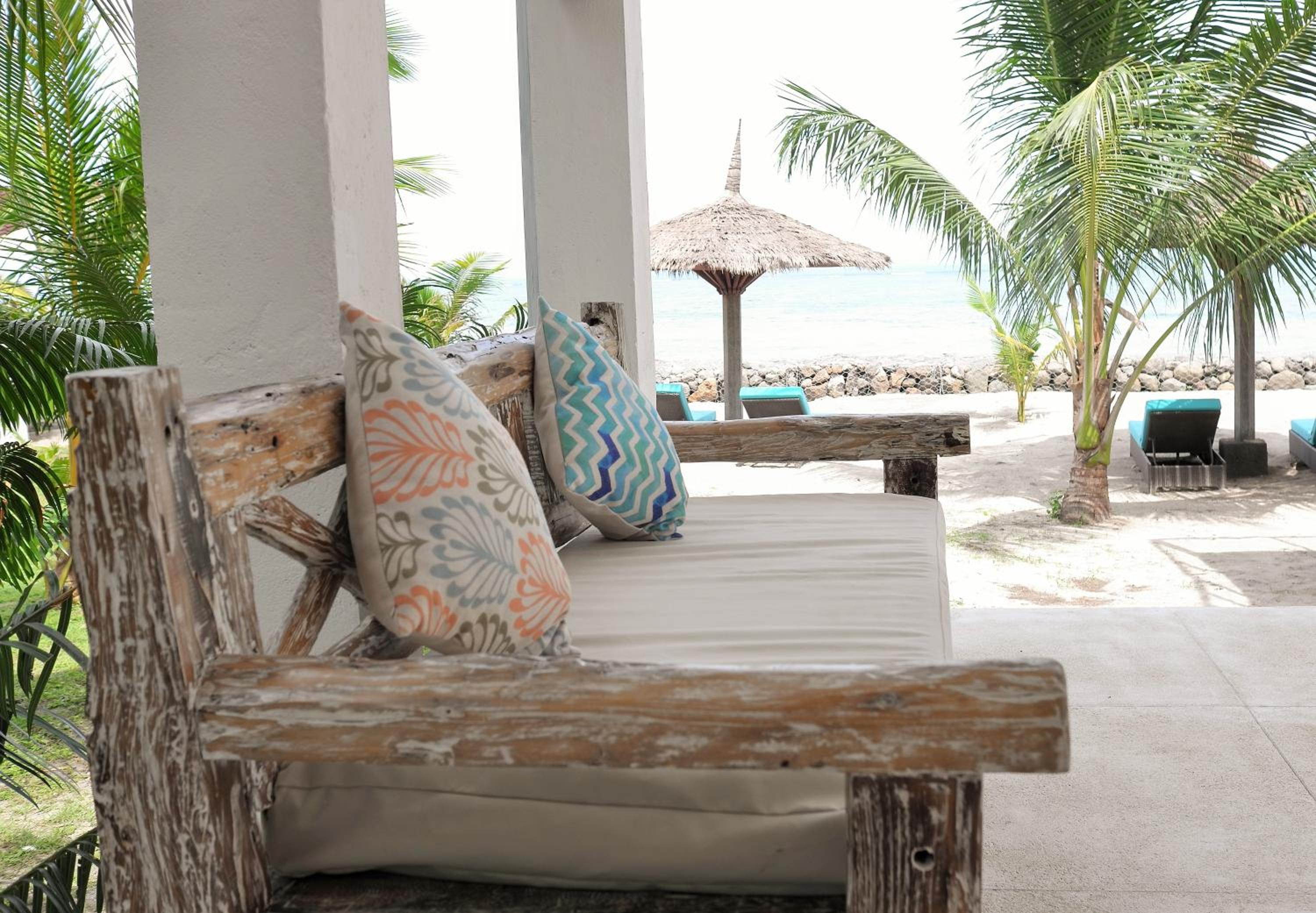 Twin Room with Sea View - Photo 11
