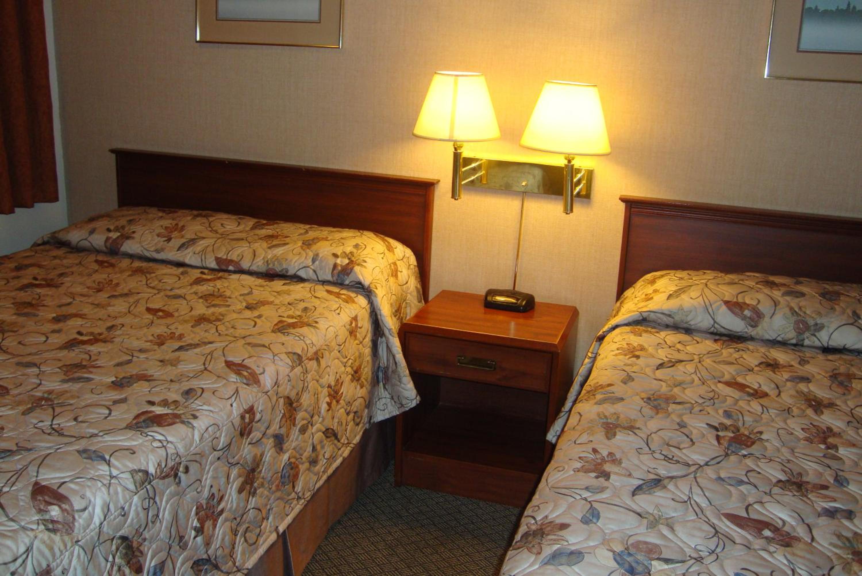 Double Room with Two Double Beds - Photo 1