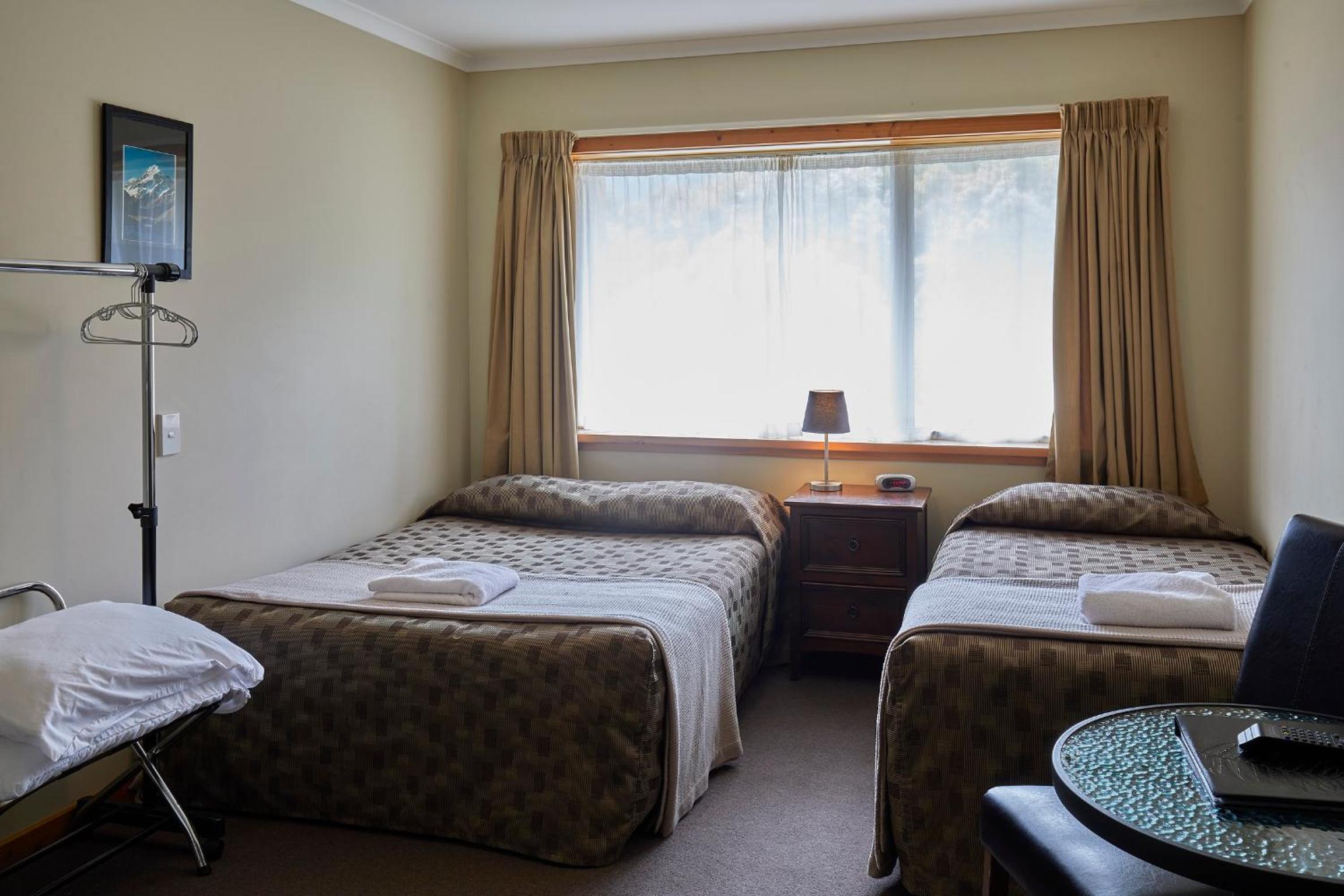 Twin Room - Ground Floor photo 1