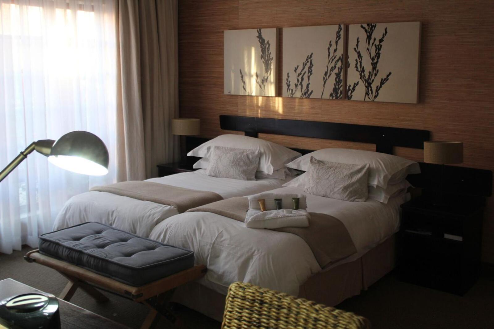 Standard Twin Room - Photo 1
