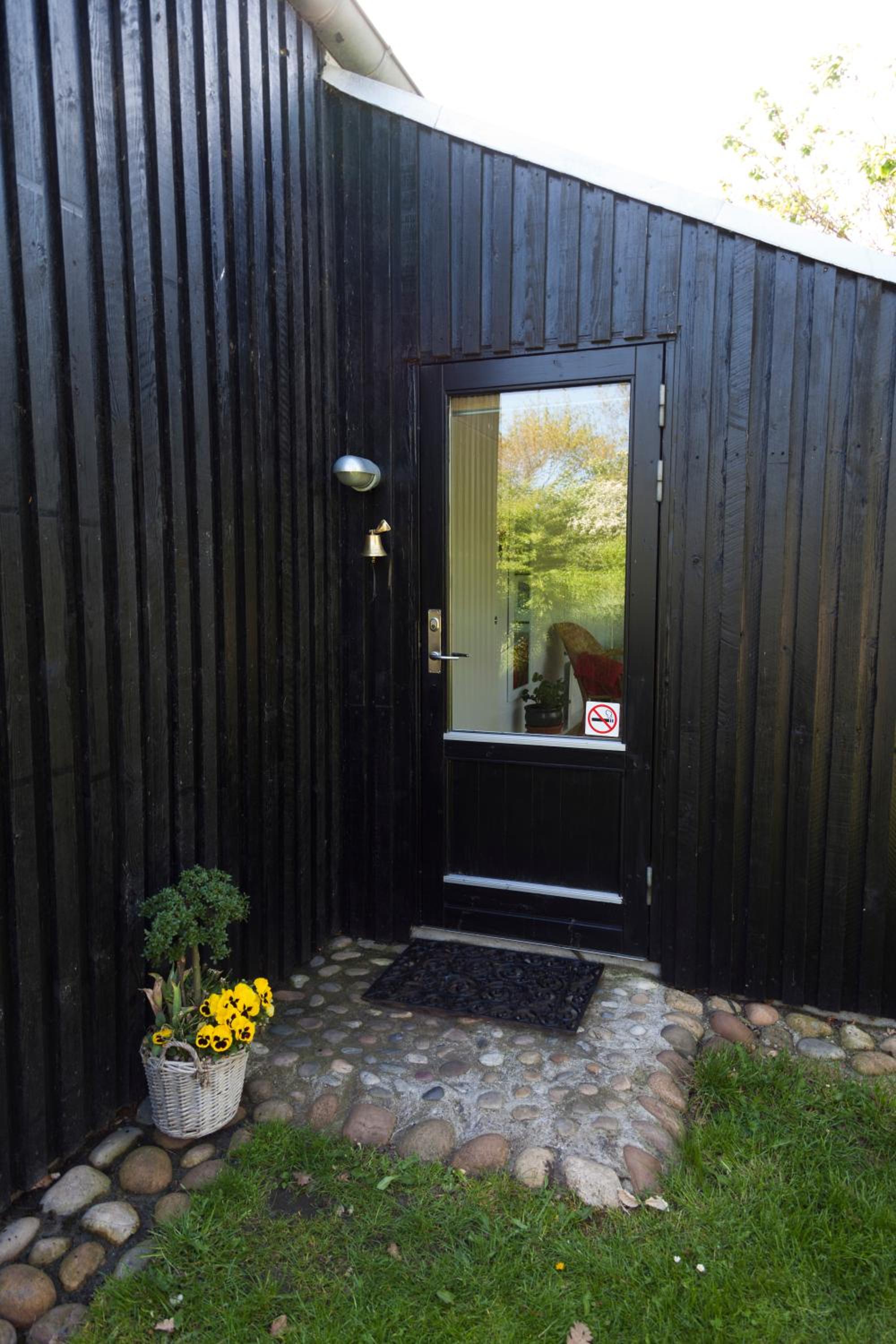 Holiday Home with 2 Bedrooms photo 2