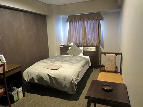 Single Room - Non-Smoking - Photo 1