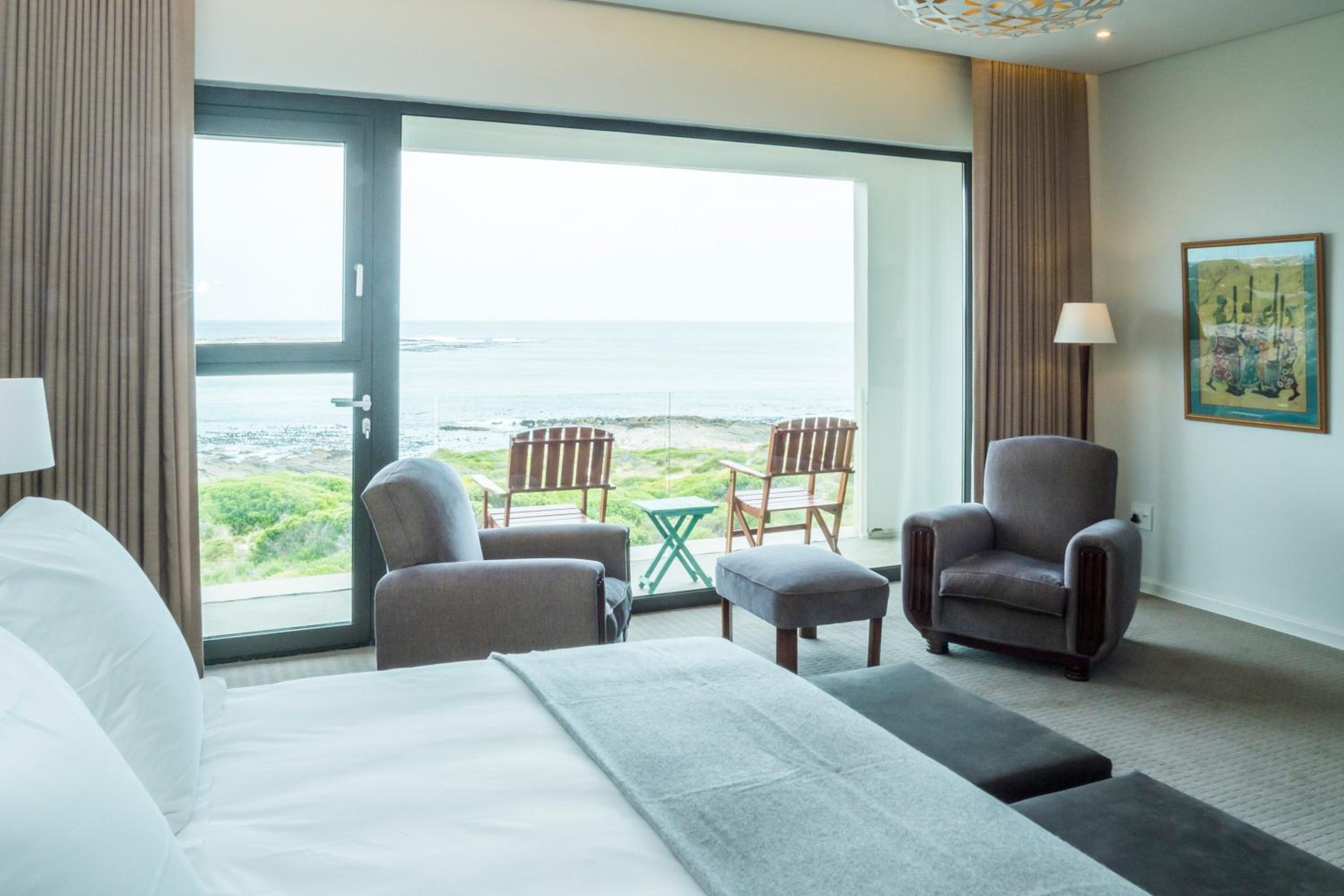 Superior Double or Twin Room with Sea View - Photo 3