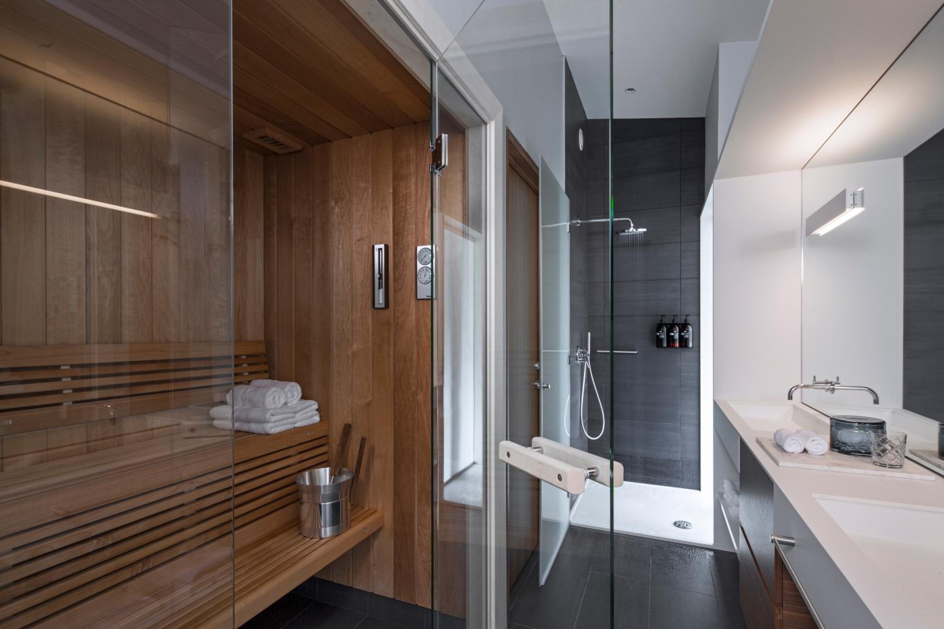 Suite with Panoramic Sea View photo 3