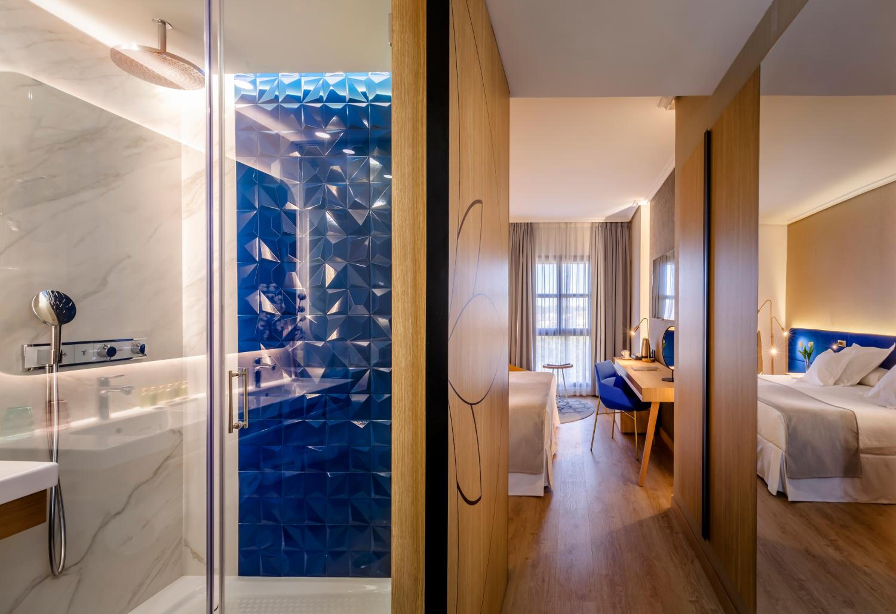 Deluxe Double Or Twin Room (1 Adult) - Photo 4