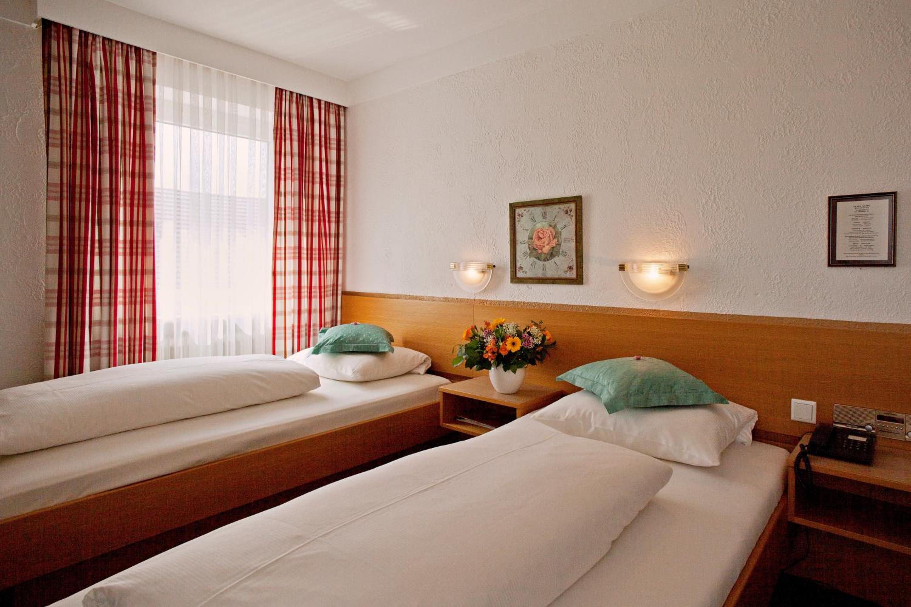 Classic Double Room - Photo 4