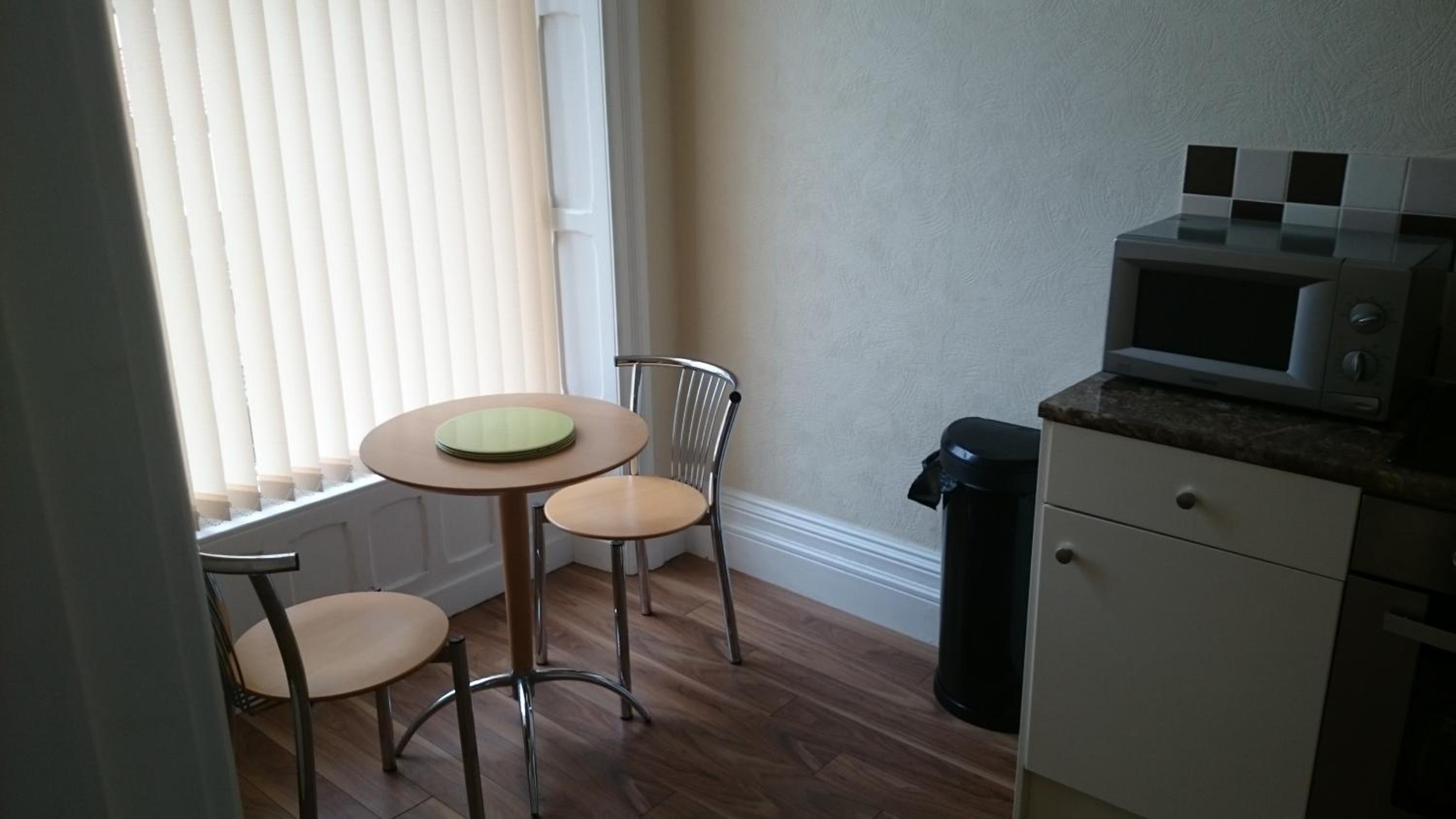 Apartment photo 3