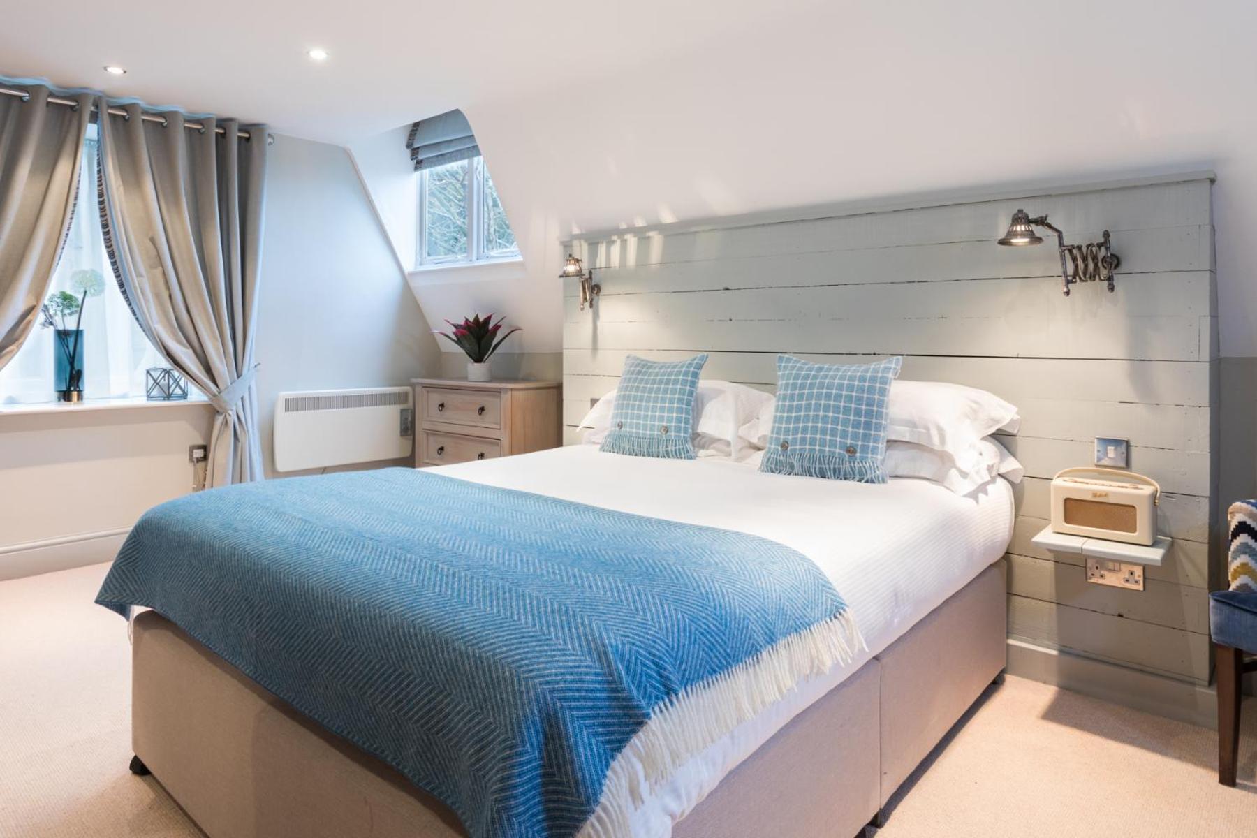 Double Room - Photo 3