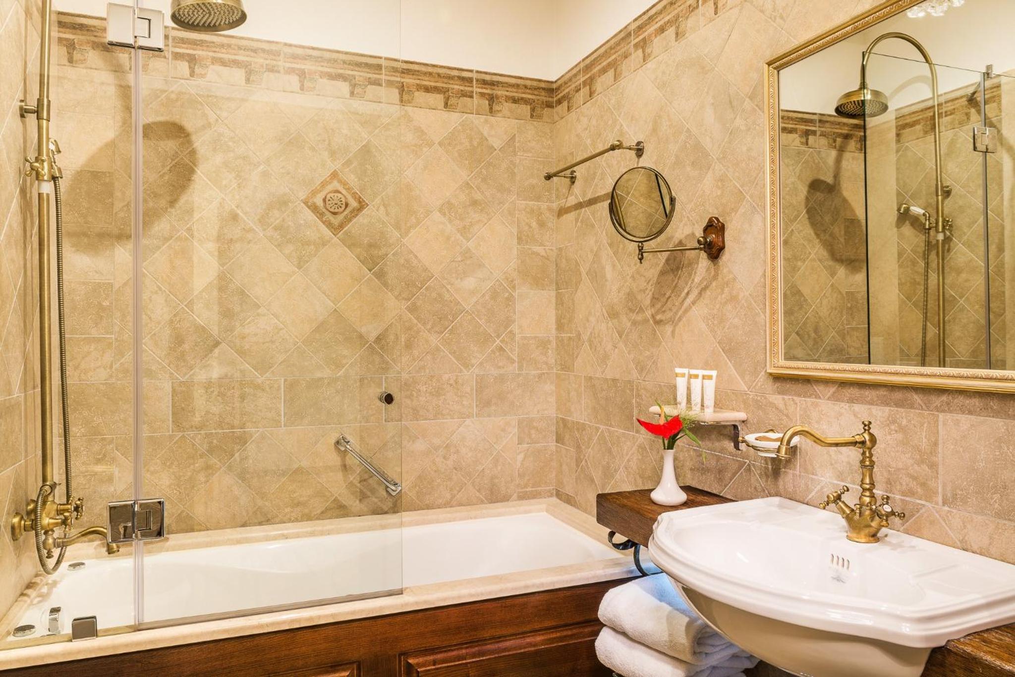 Junior Suite with Fireplace photo 3