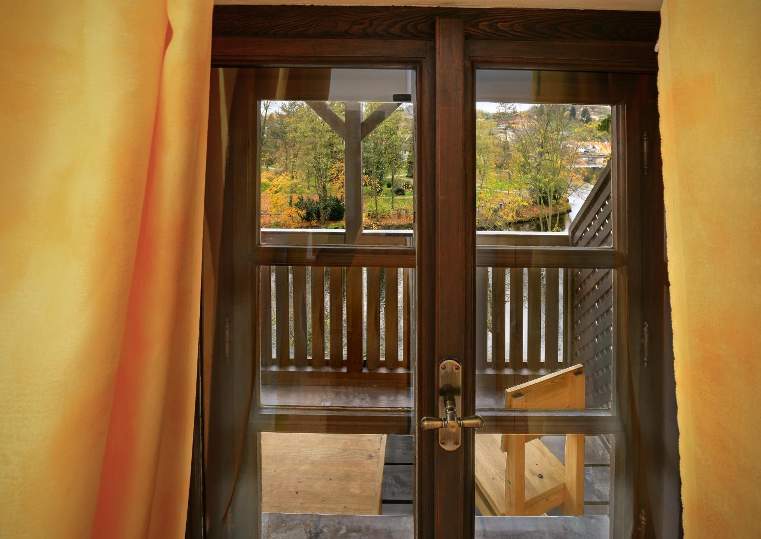 Deluxe Double or Twin Room with Balcony - Photo 13