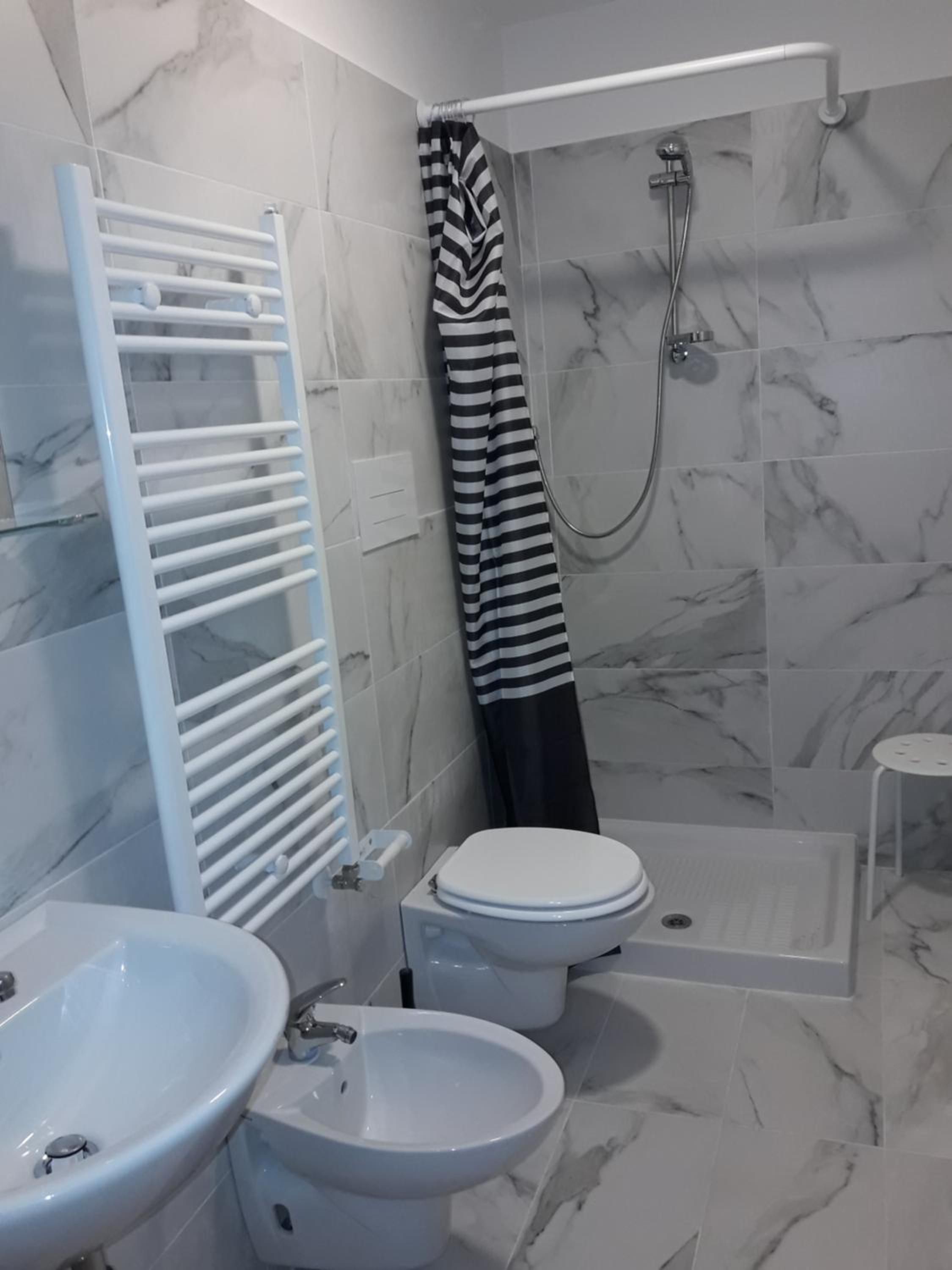 Deluxe Double or Twin Room photo 3