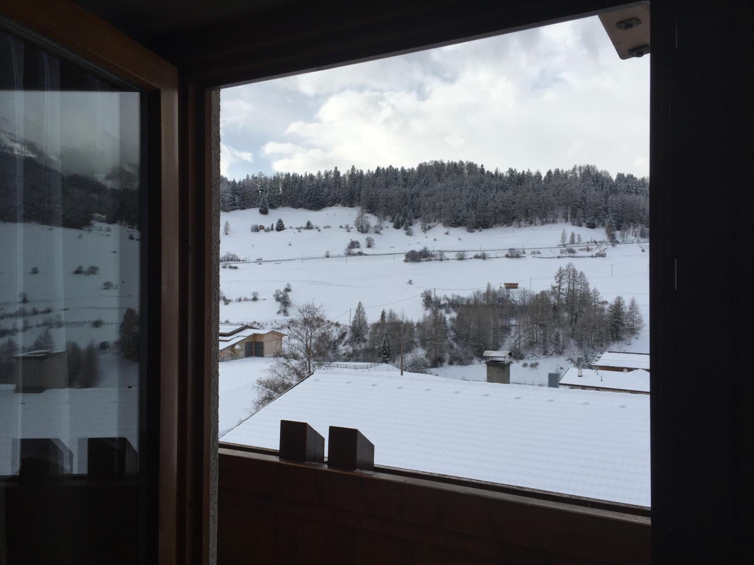 Studio with Mountain View photo 2